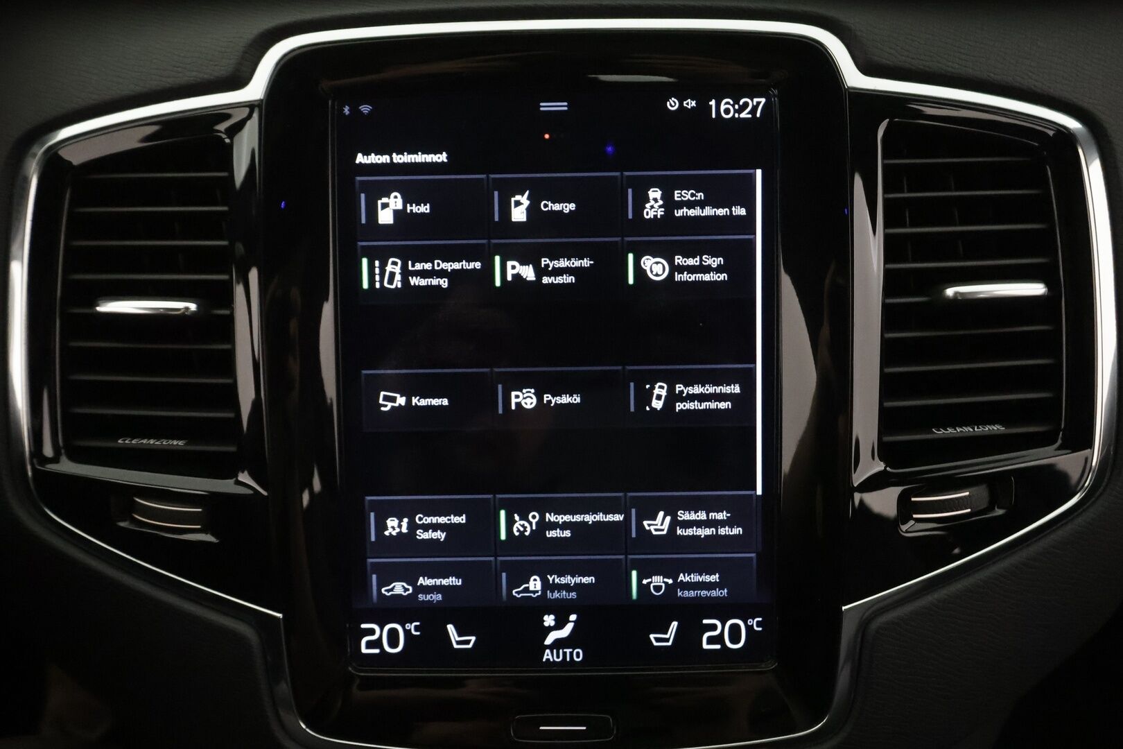 Volvo XC90 2016 T8 Twin Engine AWD R-Design aut 7-P - ACC | Webasto | Koukku | Full-LED | Panorama | B&W | Hierovat ja ilmastoidut muistipenkit | Kahdet Renkaat | Juuri huollettu | Hihna vaihdettu