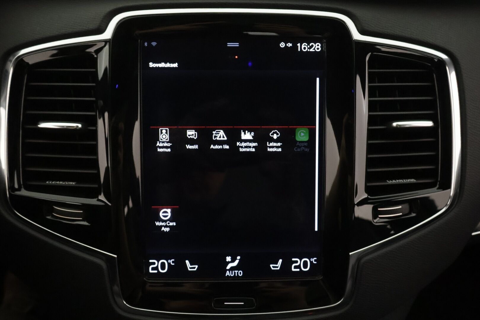 Volvo XC90 2016 T8 Twin Engine AWD R-Design aut 7-P - ACC | Webasto | Koukku | Full-LED | Panorama | B&W | Hierovat ja ilmastoidut muistipenkit | Kahdet Renkaat | Juuri huollettu | Hihna vaihdettu