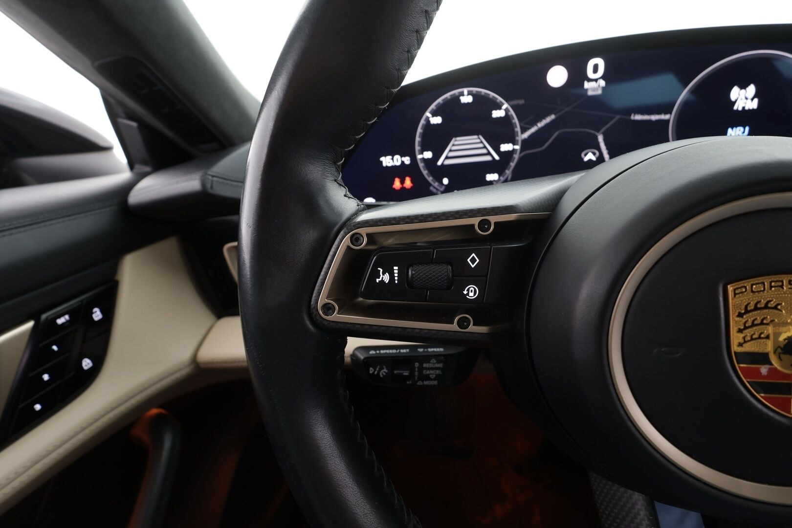 Porsche Taycan 2020 Turbo * Sport Chrono / ACC / 360° / Matrix / Ilmastoidut Sporttinahat Muistilla / Bose / Ilma-alusta / Lasikatto / ILP * - Akku kuntotarkastettu SoH 94.2% / Suomi-auto / Kahdet renkaat / Merkkihuollot