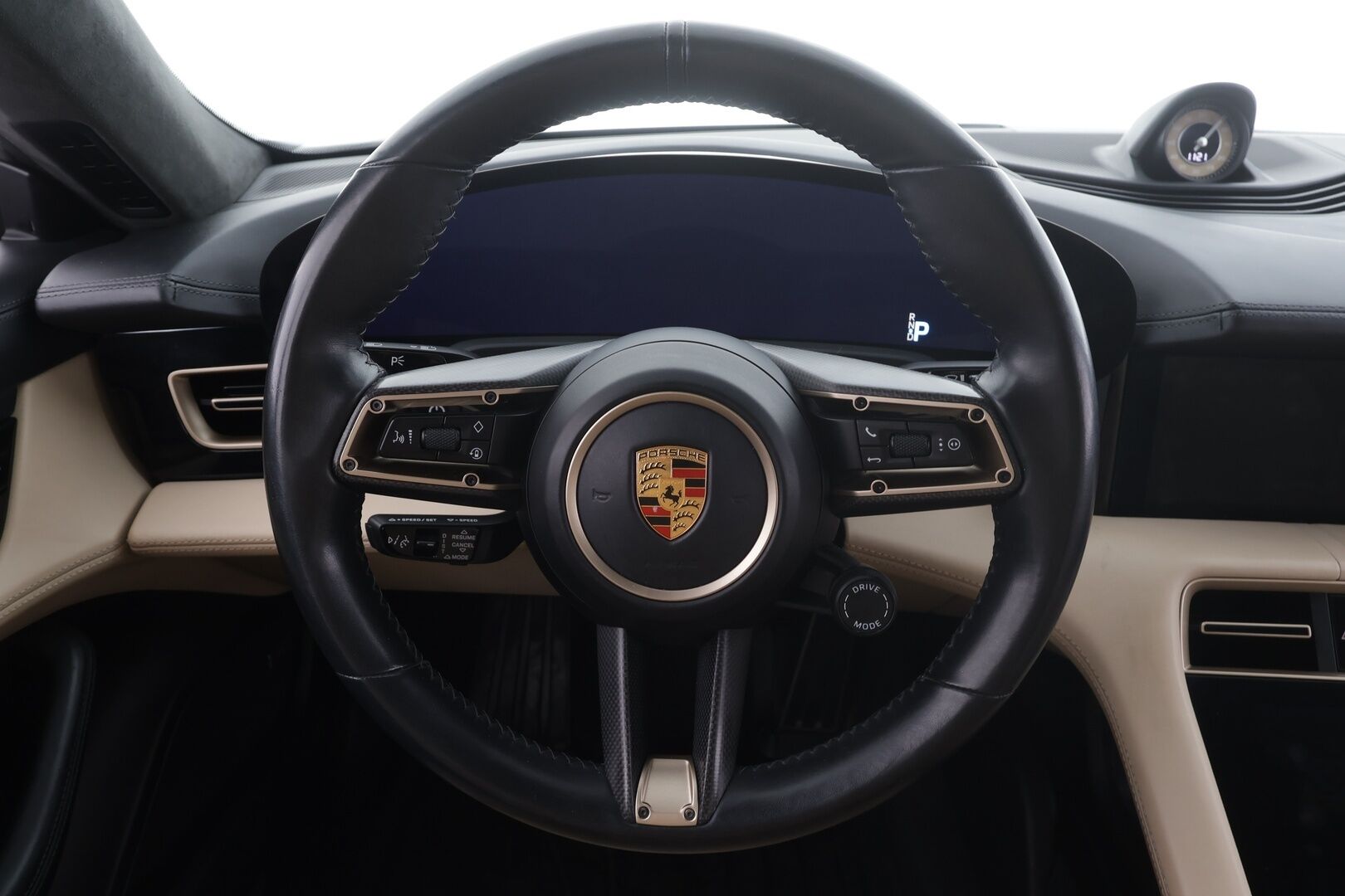Porsche Taycan 2020 Turbo * Sport Chrono / ACC / 360° / Matrix / Ilmastoidut Sporttinahat Muistilla / Bose / Ilma-alusta / Lasikatto / ILP * - Akku kuntotarkastettu SoH 94.2% / Suomi-auto / Kahdet renkaat / Merkkihuollot