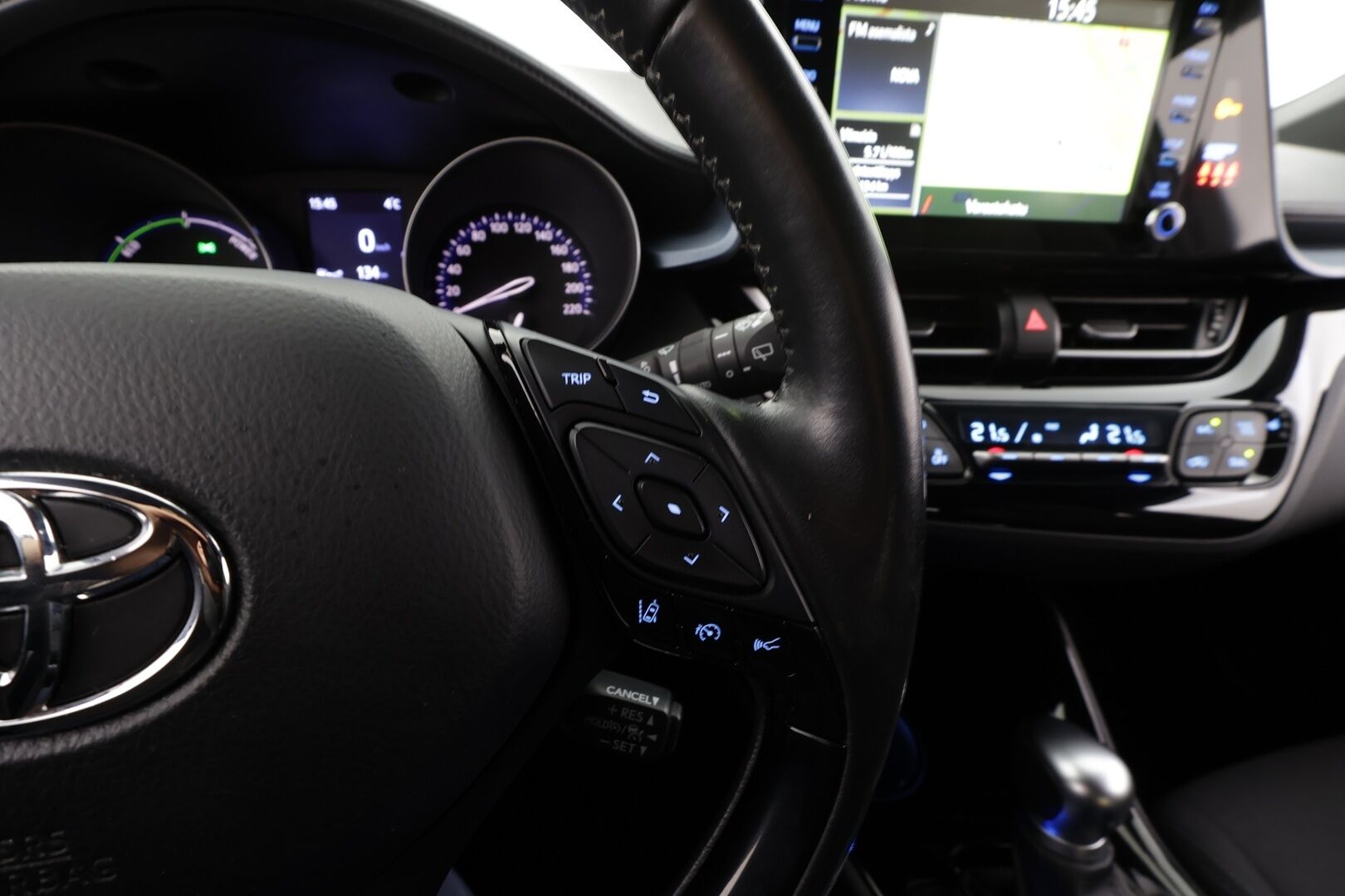 Toyota C-HR 2020 2,0 Hybrid Intense Edition * ACC / LED / P.kamera / Navi / Koukku / Keyless * - Suomi-auto / Kahdet renkaat - HULLUT JOULUT KORKOTARJOUS 2,49% 