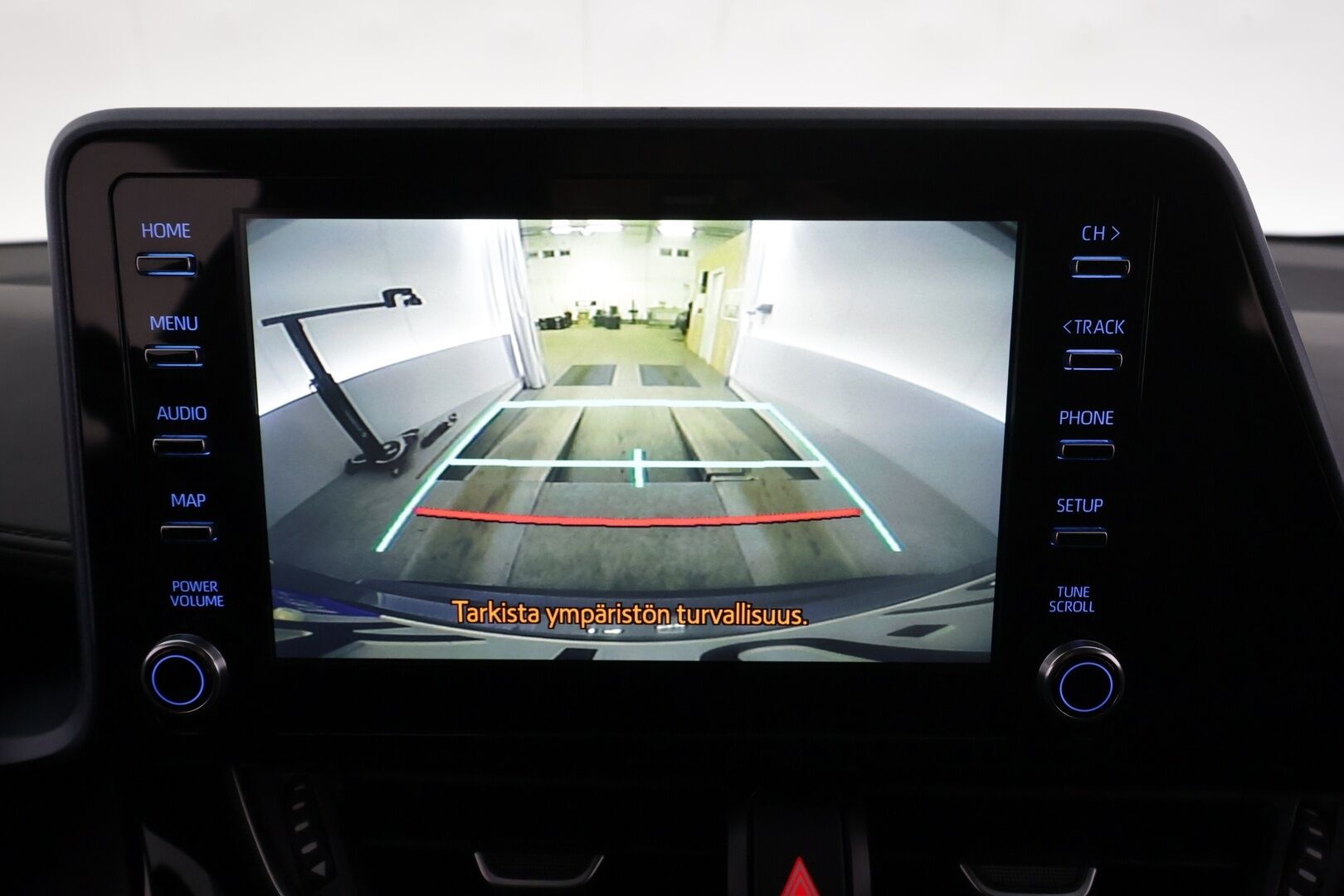 Toyota C-HR 2020 2,0 Hybrid Intense Edition ** Adapt.vakkari / LED / P.kamera / Navigointi / Vetokoukku / Keyless ** - Suomi-auto / Kahdet renkaat vanteilla! / Irroitettava vetokoukku / P.kamera