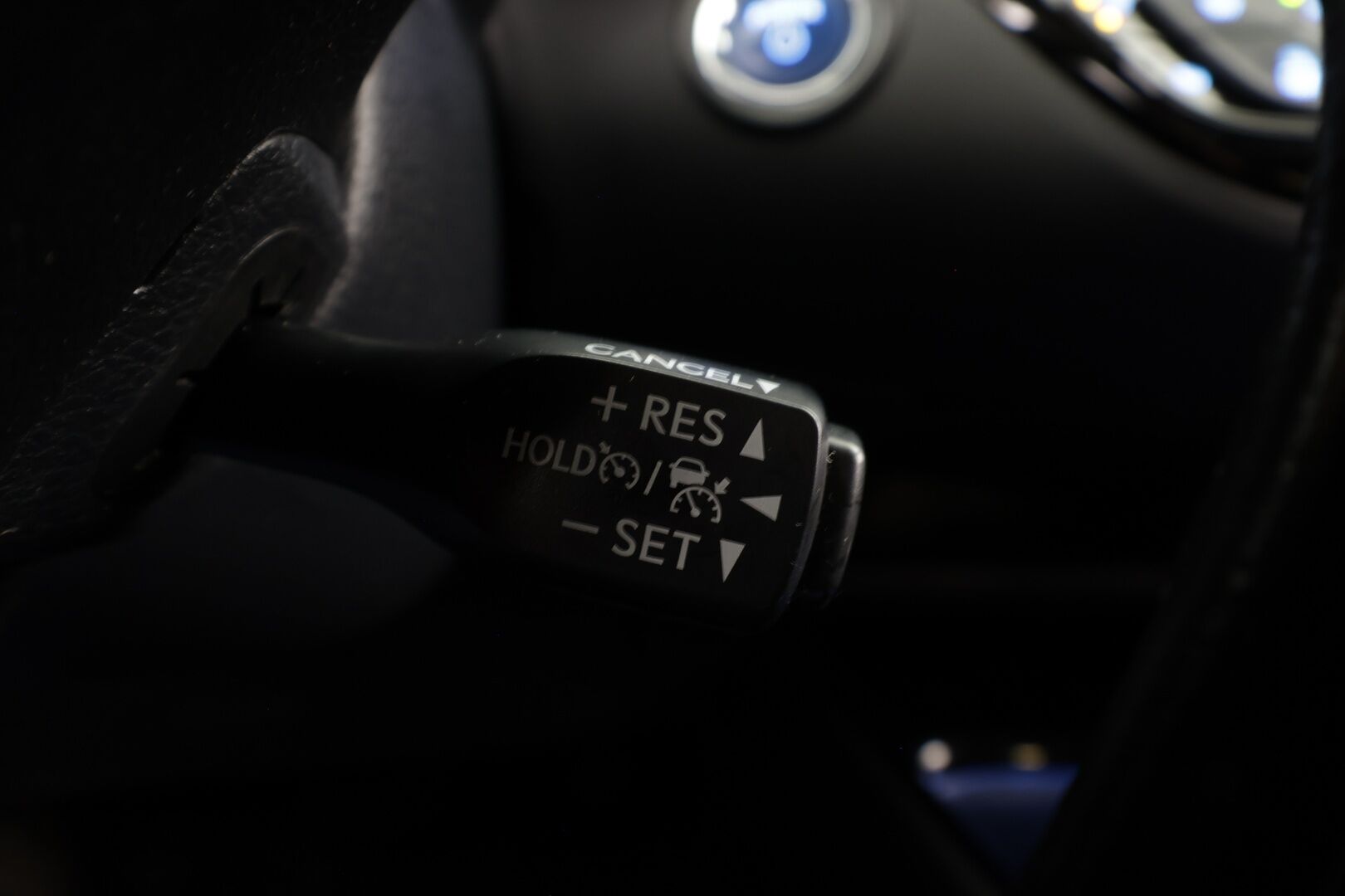 Toyota C-HR 2020 2,0 Hybrid Intense Edition * ACC / LED / P.kamera / Navi / Koukku / Keyless * - Suomi-auto / Kahdet renkaat - HULLUT JOULUT KORKOTARJOUS 2,49% 