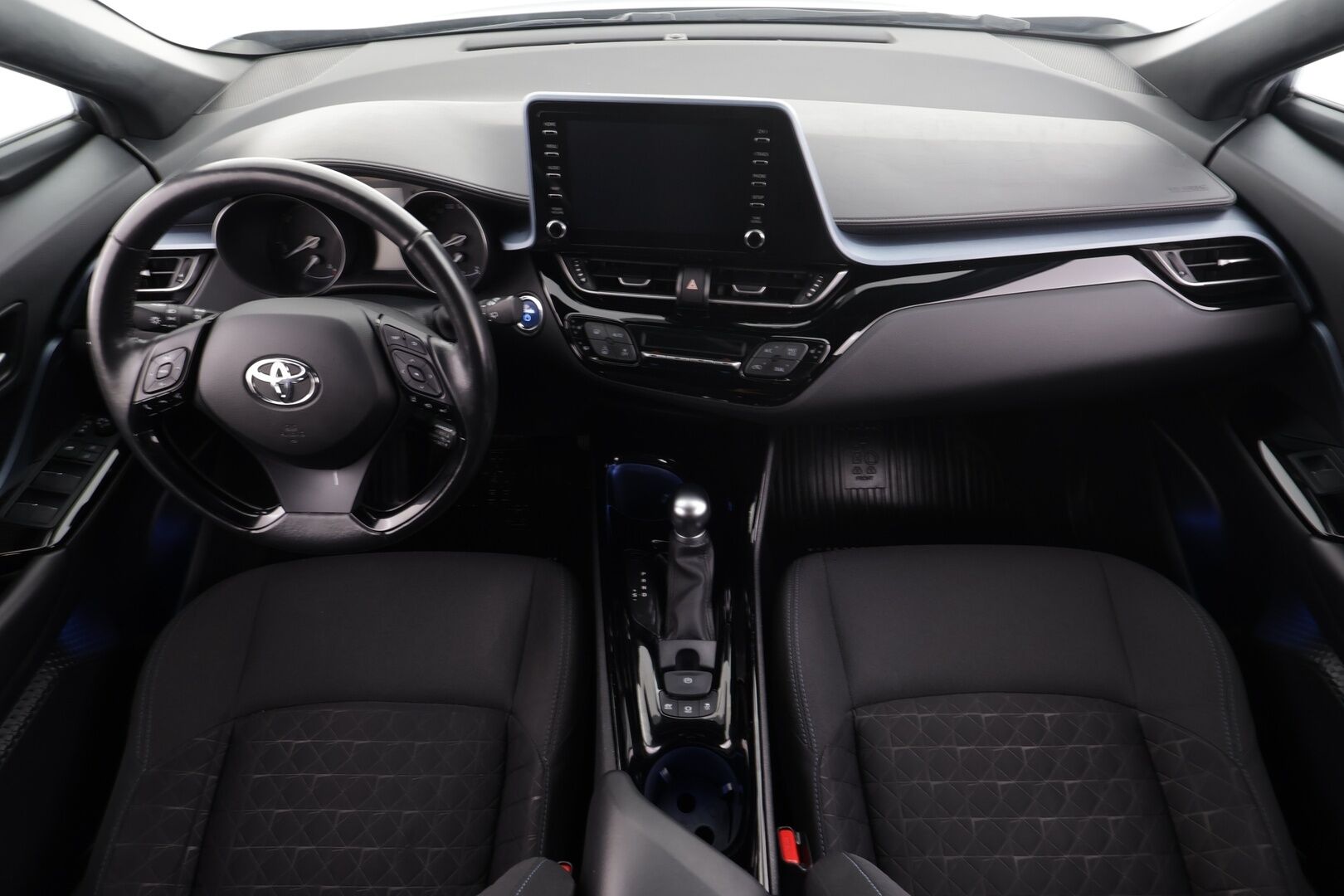 Toyota C-HR 2020 2,0 Hybrid Intense Edition * ACC / LED / P.kamera / Navi / Koukku / Keyless * - Suomi-auto / Kahdet renkaat - HULLUT JOULUT KORKOTARJOUS 2,49% 