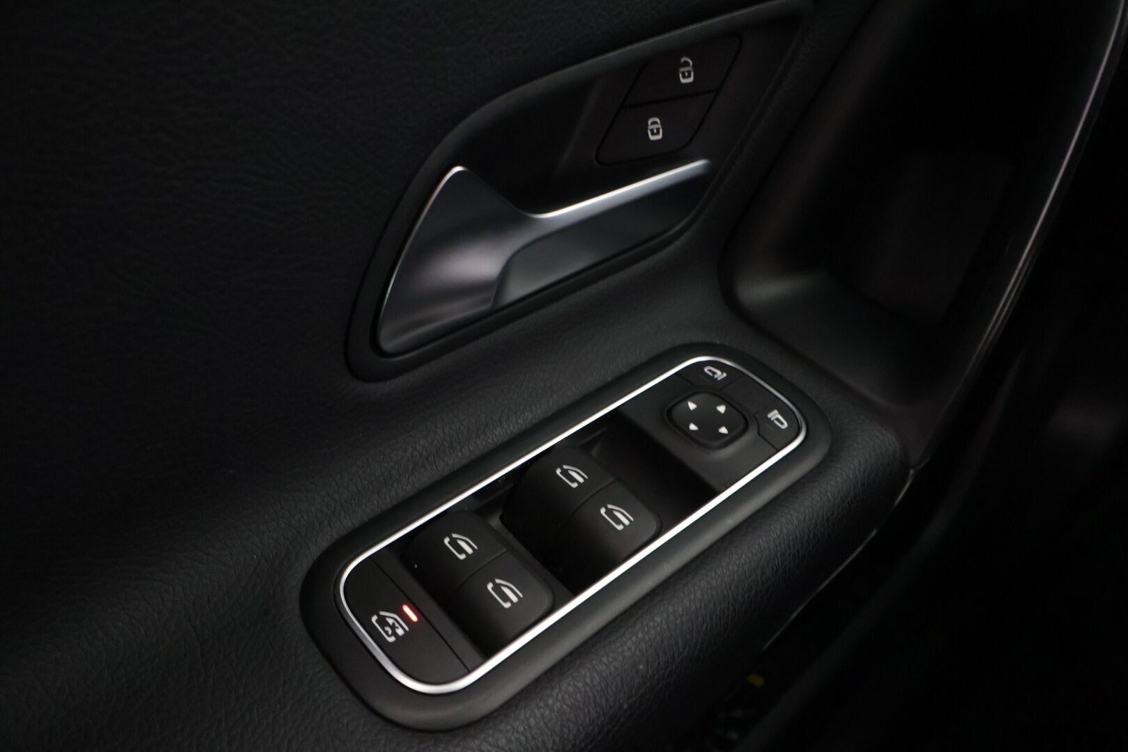 Mercedes-Benz A 2021 180 d A Business Style - *Vakkari / Sportti-penkit / Peruutuskamera*