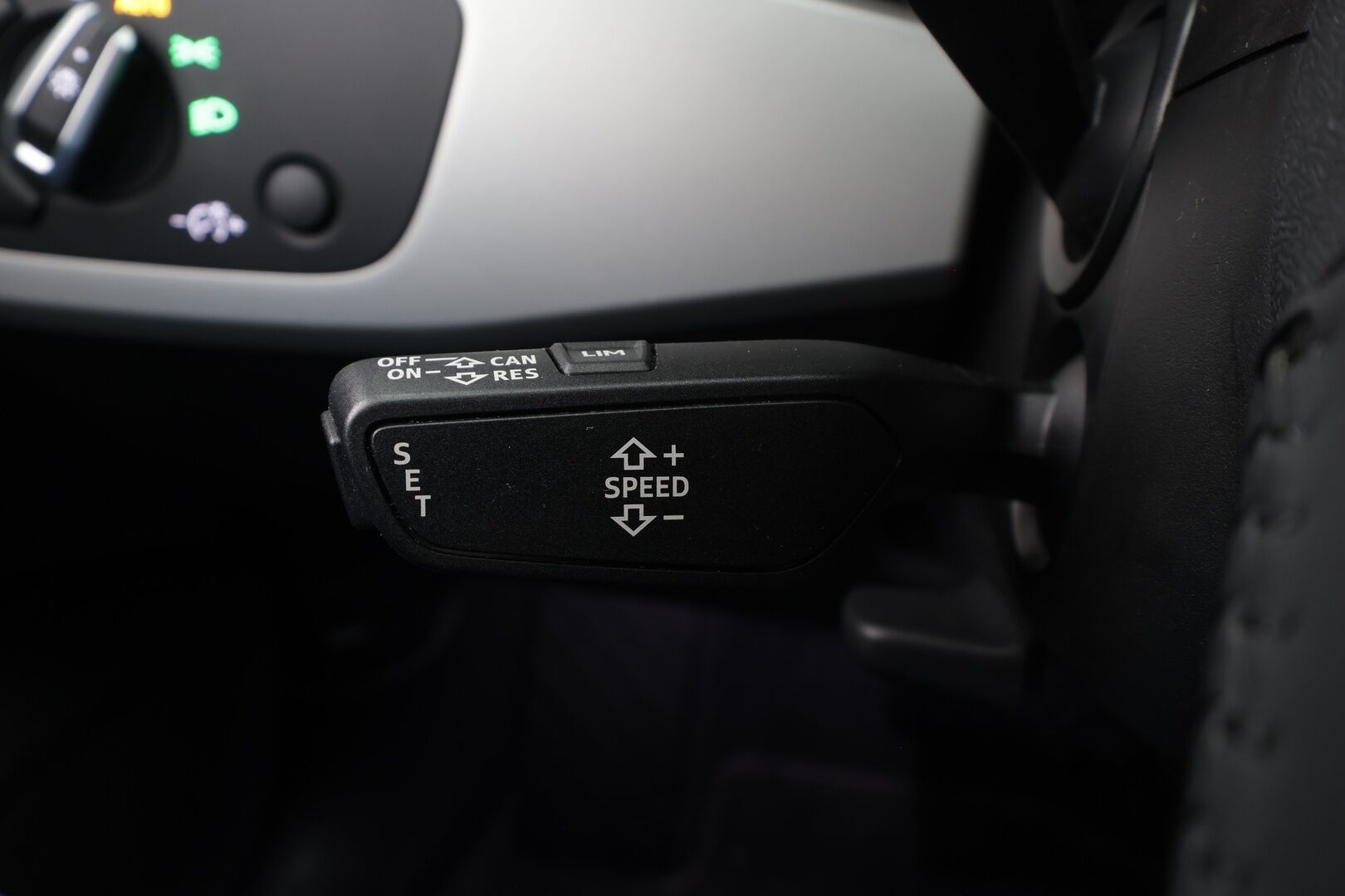 Audi A5 2020 Sportback Business Advanced 40 TFSI MHEV S tronic * Webasto / Matrix LED / P.kamera / Vakkari / Koukku * - Facelift / Suomi-auto / Kahdet renkaat aluvanteilla / Juuri katsastettu