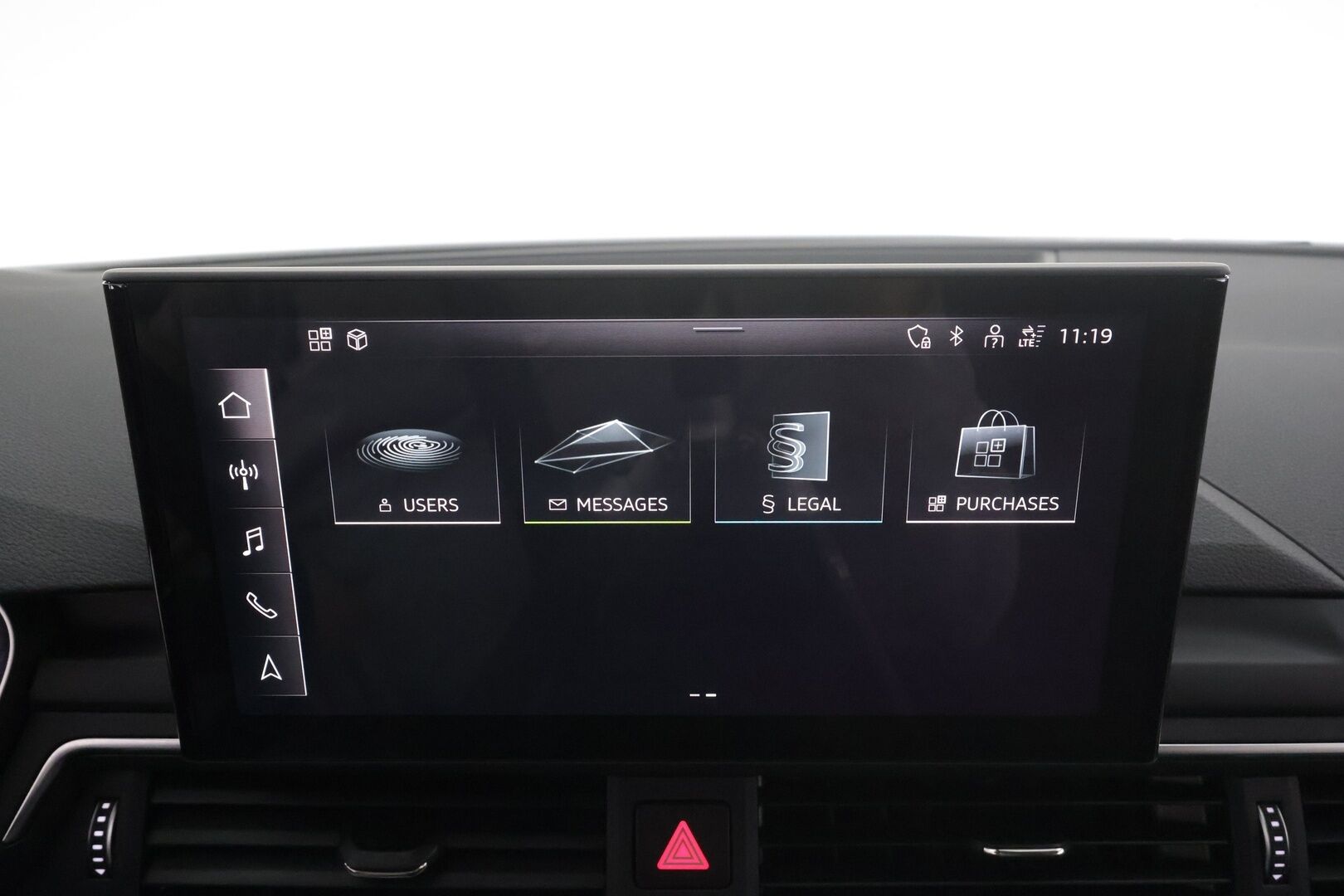 Audi A5 2020 Sportback Business Advanced 40 TFSI MHEV S tronic * Webasto / Matrix LED / P.kamera / Vakkari / Koukku * - Facelift / Suomi-auto / Kahdet renkaat aluvanteilla / Juuri katsastettu