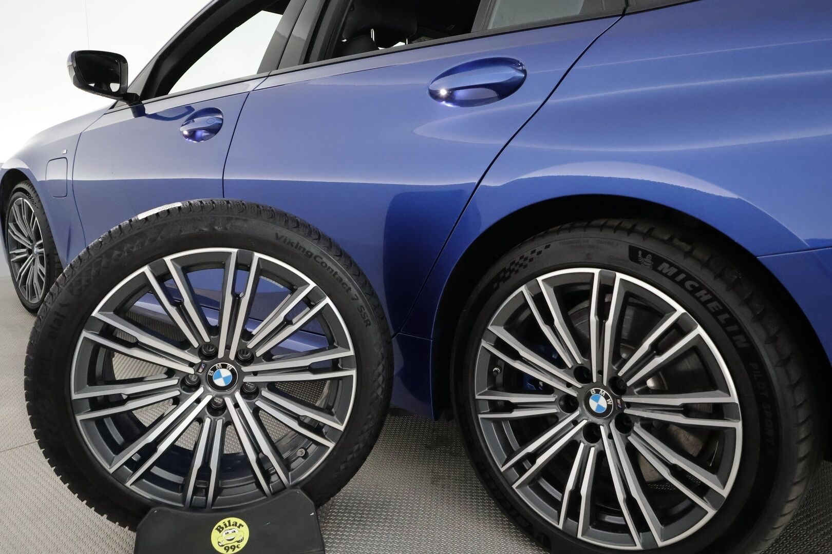 BMW 330 2021 G21 Touring 330e xDrive A Charged Edition M Sport *ACC / Hifit / Sport-penkit / Koukku / P.tutkat / Digimittaristo* - Akku kuntotarkastettu / Juuri huollettu / Suomi-auto / Kahdet vanteet - HULLU BLACKWEEK KORKOTARJOUS 2,49%