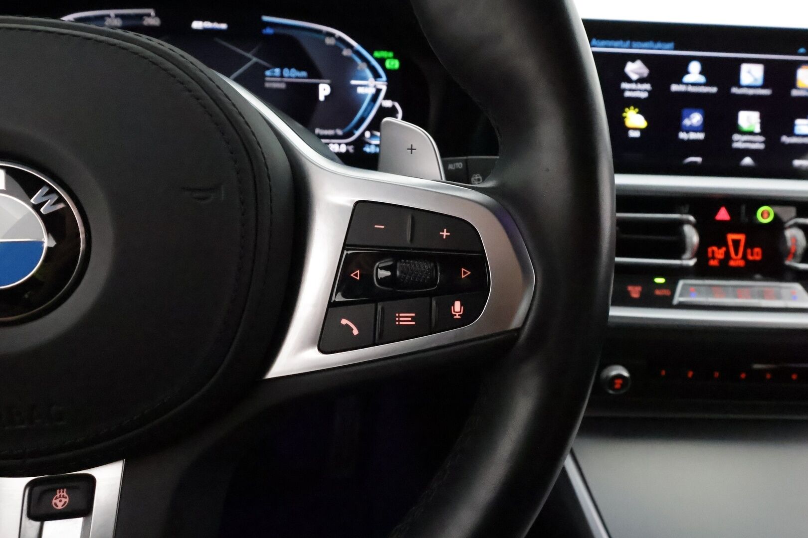 BMW 330 2021 G21 Touring 330e xDrive A Charged Edition M Sport *ACC / Hifit / Sport-penkit / Koukku / P.tutkat / Digimittaristo* - Akku kuntotarkastettu / Juuri huollettu / Suomi-auto / Kahdet vanteet - HULLU BLACKWEEK KORKOTARJOUS 2,49%