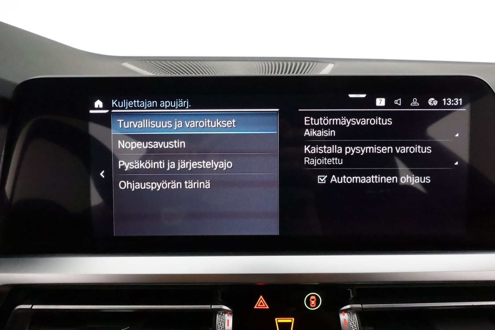 BMW 330 2021 G21 Touring 330e xDrive A Charged Edition M Sport *ACC / Hifit / Sport-penkit / Koukku / P.tutkat / Digimittaristo* - Akku kuntotarkastettu / Juuri huollettu / Suomi-auto / Kahdet vanteet - HULLU BLACKWEEK KORKOTARJOUS 2,49%
