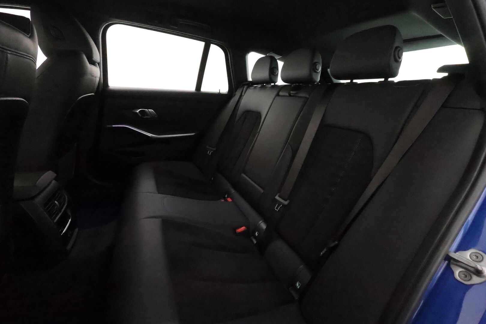 BMW 330 2021 G21 Touring 330e xDrive A Charged Edition M Sport *ACC / Hifit / Sport-penkit / Koukku / P.tutkat / Digimittaristo* - Akku kuntotarkastettu / Juuri huollettu / Suomi-auto / Kahdet vanteet - HULLU BLACKWEEK KORKOTARJOUS 2,49%