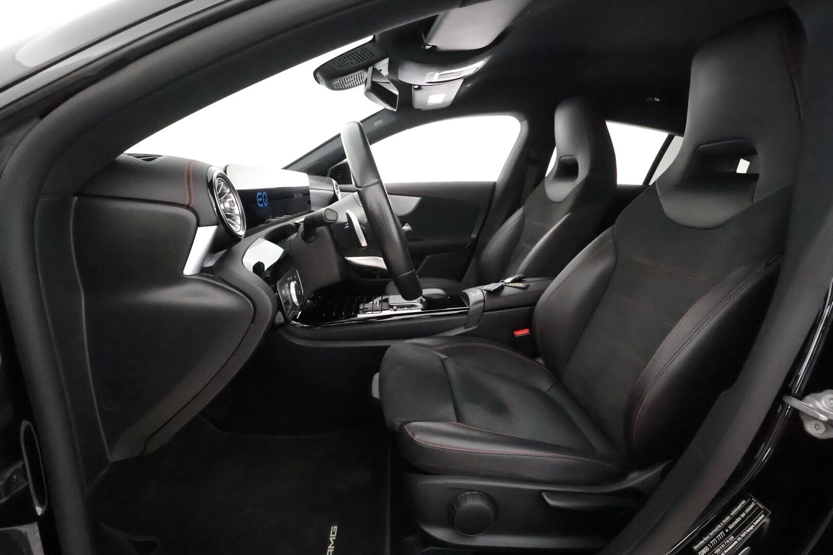 Mercedes-Benz CLA 2021 250 e A Shooting Brake Business AMG EQ Power ** Widescreen / P.Kamera / LED-High Performance / Sporttipenkit / Koukku ** - 1.Om Suomi-auto / 2x Renkaat / Akku Kuntotarkistettu!