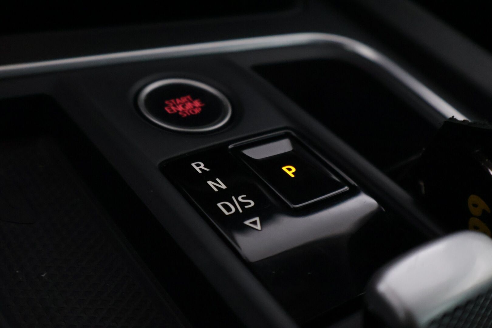 Seat Leon 2021 1,4 PHEV 204 eHybrid Xcellence DSG *Acc / P.kamera / Ambient Light / Digimittaristo / Led* - Kahdet huippu renkaat! / Hyvin huollettu!