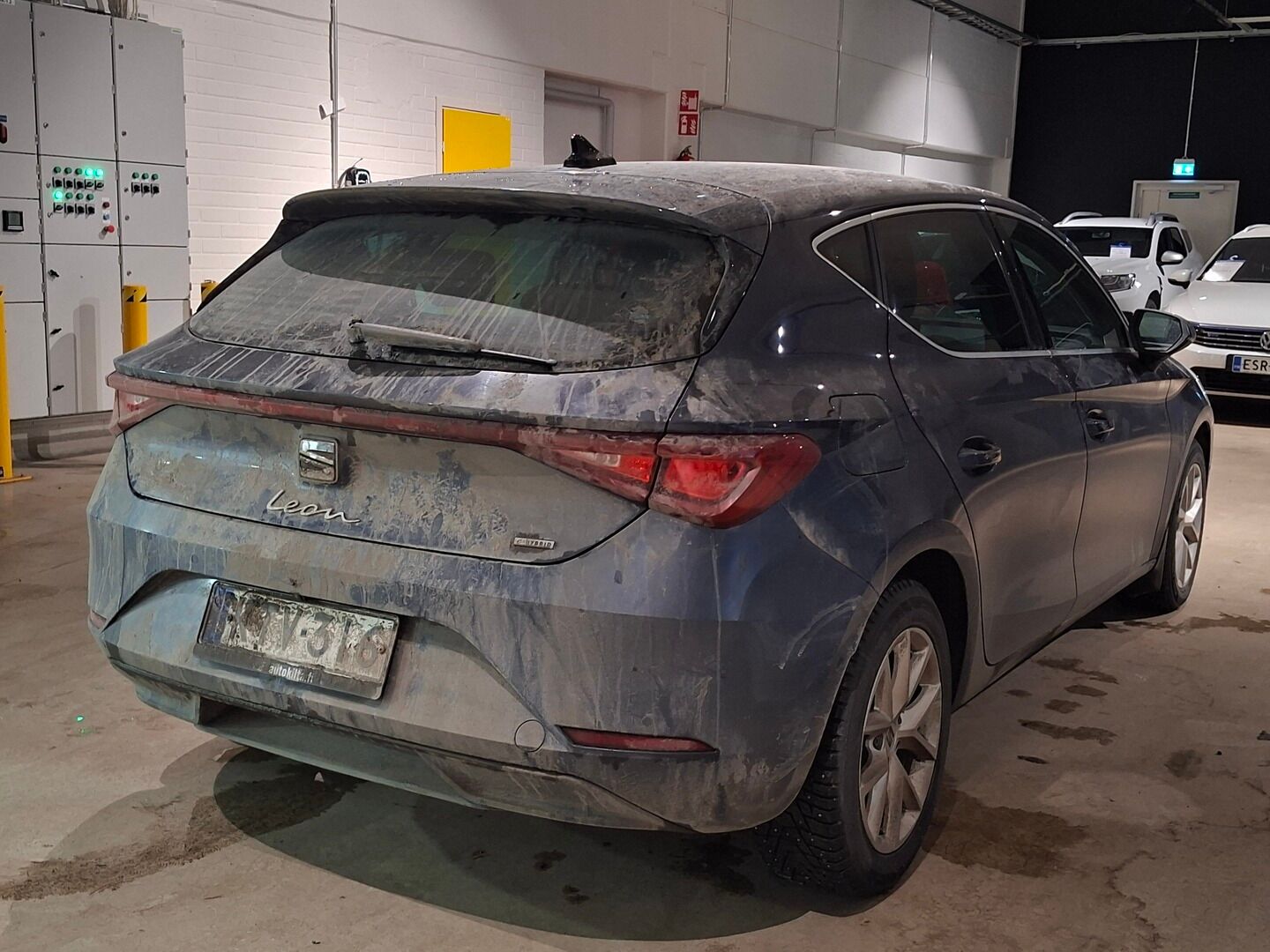 Seat Leon 2021 1,4 PHEV 204 eHybrid Xcellence DSG *Acc / P.kamera / Ambient Light / Digimittaristo / Led* - Kahdet huippu renkaat! / Hyvin huollettu! - HULLU BLACKWEEK KORKOTARJOUS 2,49%