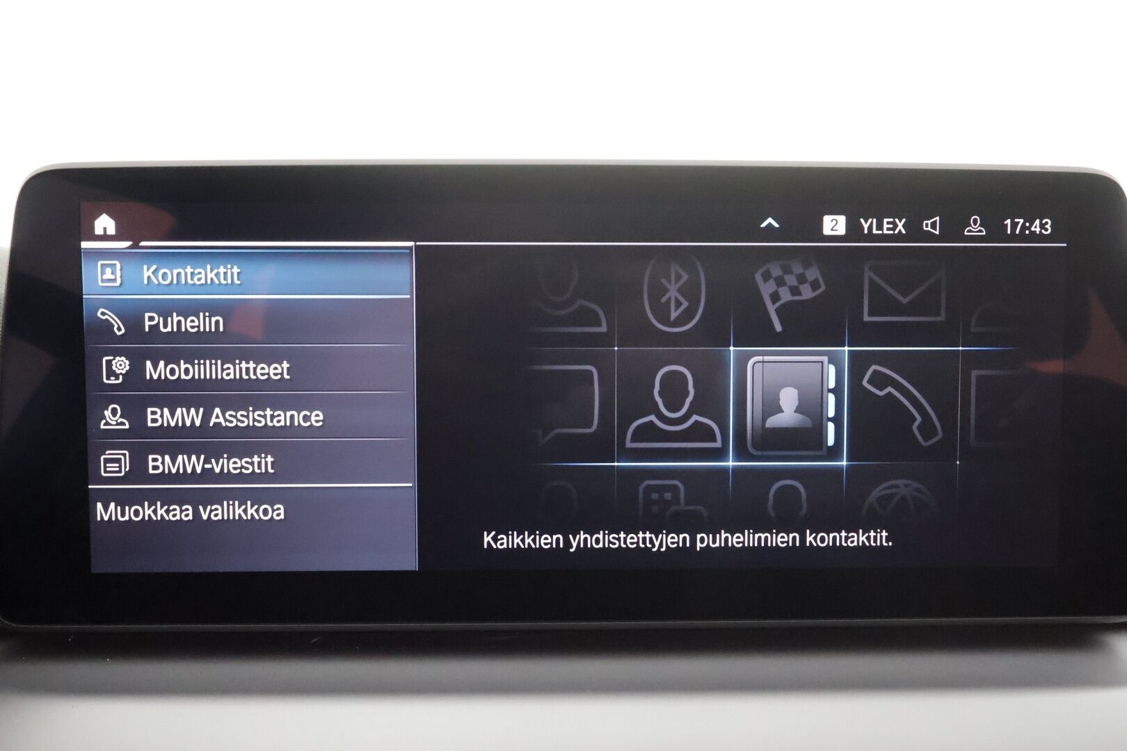 BMW 530 2021 G31 Touring 530e xDrive * Koukku / LED / P.Kamera / Sportnahat / Digimittaristo / Navi / HiFi * - M-Sport ratti / Suomi-auto / 2x Latauskaapelit / Kahdet renkaat aluvanteilla / Merkkihuollot