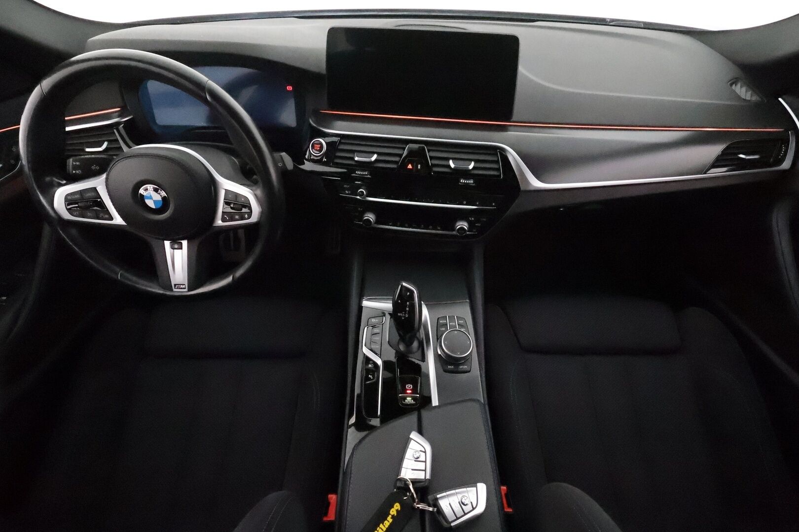 BMW 530 2021 G31 Touring 530e xDrive A Charged Edition M Sport **Hifi / Prof.Navi / Sporttipenkit / P.kamera / Koukku** - 3,99 % KORKOTARJOUS TÄHÄN AUTOON - 