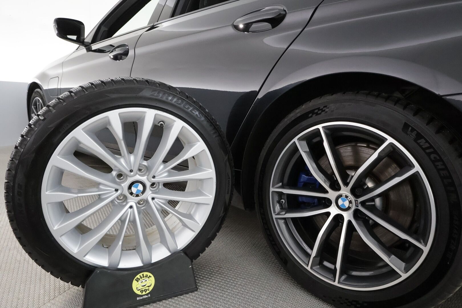 BMW 530 2021 G31 Touring 530e xDrive A Charged Edition M Sport **Hifi / Prof.Navi / Sporttipenkit / P.kamera / Koukku** - 3,99 % KORKOTARJOUS TÄHÄN AUTOON - 