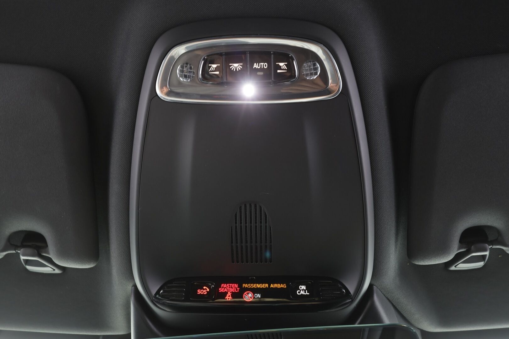 Volvo V60 2021 B3 MHEV Business R-Design aut - ACC | Koukku | Webasto | Muistipenkki | Full-LED | BLIS | P.Kamera | H&K | Sporttipenkit | Navi | Keyless | Suomi-auto | Kahdet renkaat aluvanteilla | Merkkihuollettu