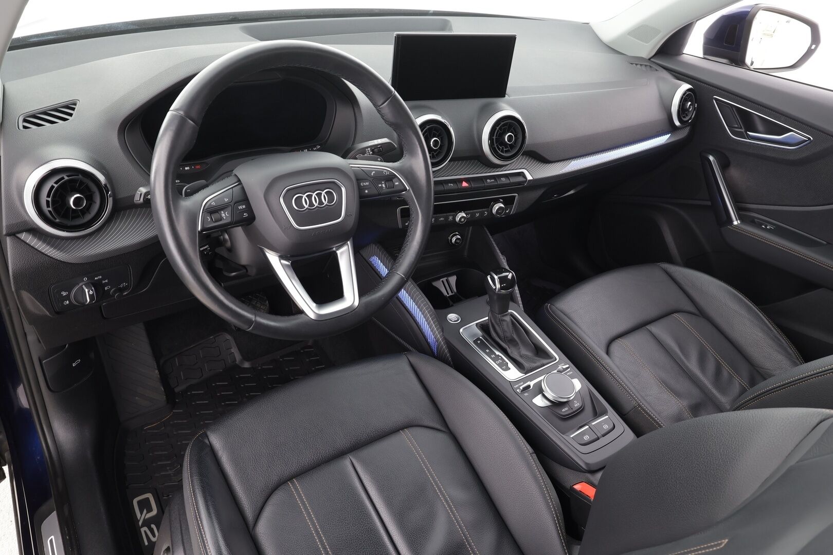 Audi Q2 2021 35 TFSI 110 kW S tronic * Sisätilanlämmitin / ACC / P.Kamera / LED / Nahkaverhoilu / Navi / Keyless * - 1-om Suomi-auto / Kahdet renkaat aluvanteilla