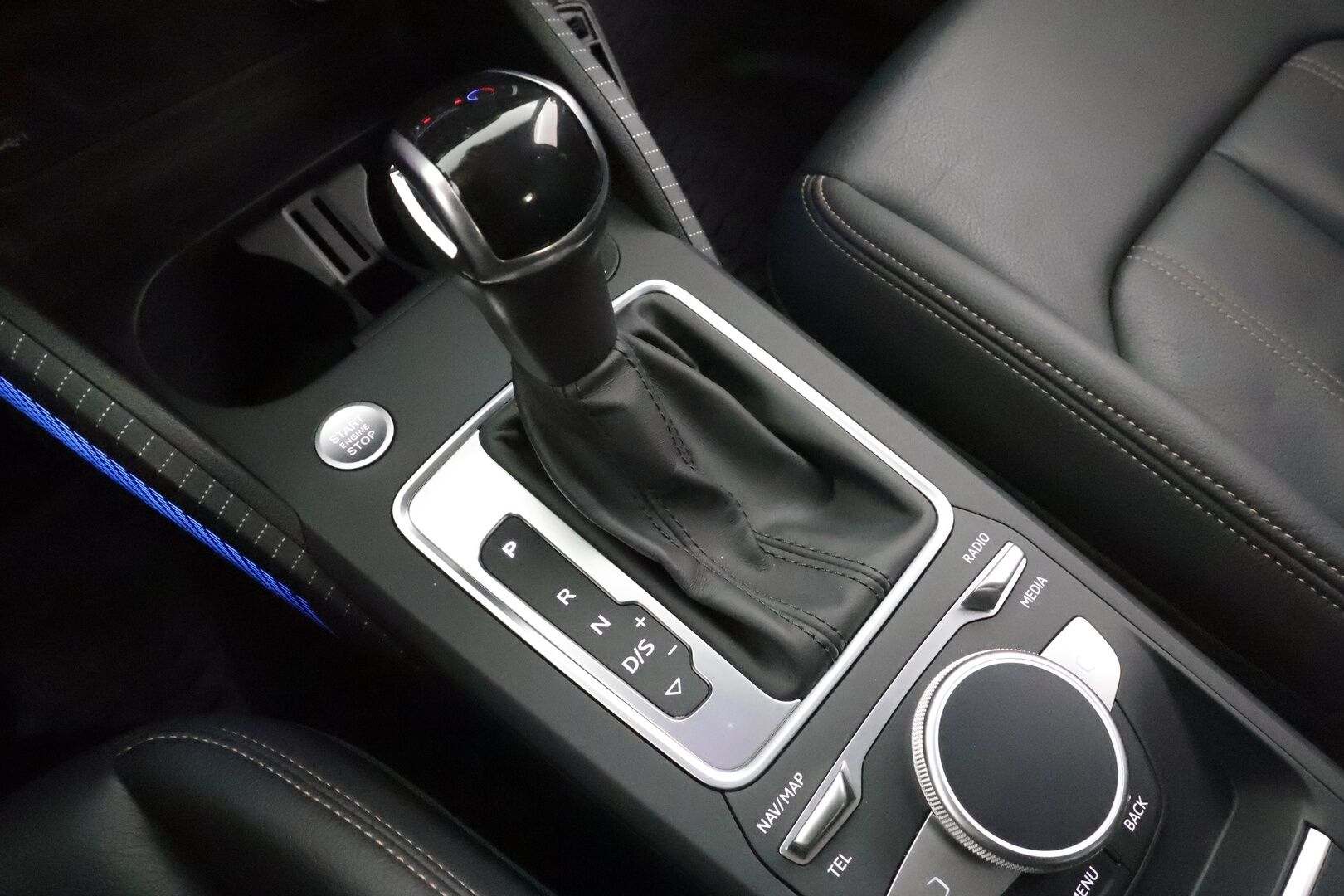 Audi Q2 2021 35 TFSI 110 kW S tronic * Sisätilanlämmitin / ACC / P.Kamera / LED / Nahkaverhoilu / Navi / Keyless * - 1-om Suomi-auto / Kahdet renkaat aluvanteilla