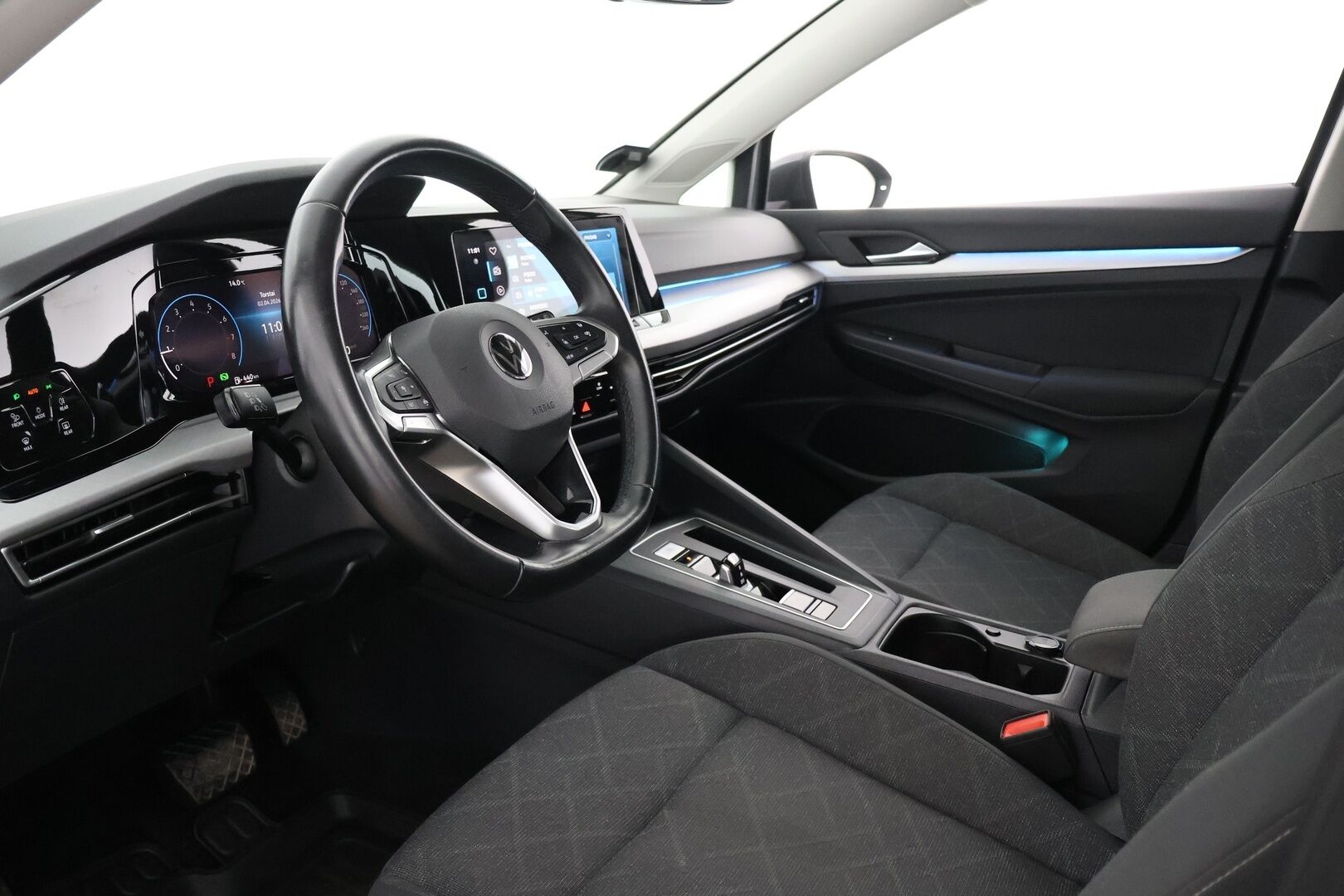 Volkswagen Golf 2021 Variant 1,0 eTSI (MHEV) 81 kW DSG-aut - Adapt.vak | LED | Apple & Android | Koukku | Ambient | Lohkolämmitin |P-tutkat | 