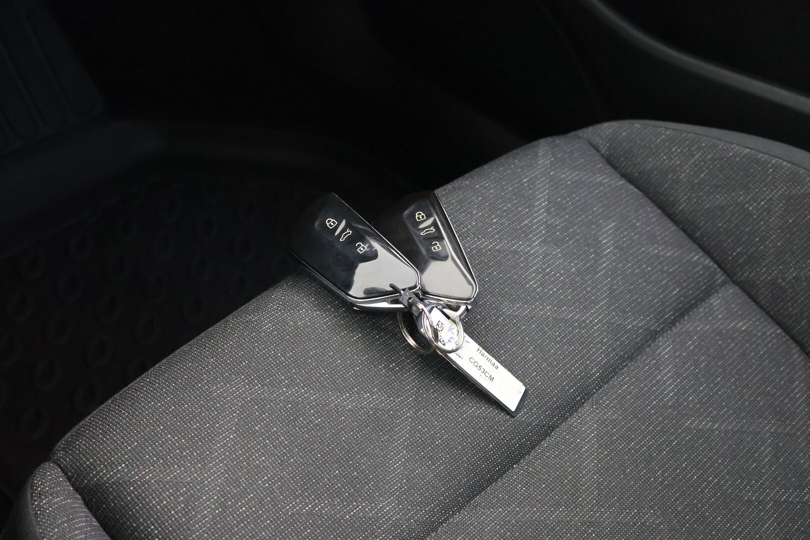 Volkswagen Golf 2021 Variant 1,0 eTSI (MHEV) 81 kW DSG-aut - Adapt.vak | LED | Apple & Android | Koukku | Ambient | Lohkolämmitin |P-tutkat | 