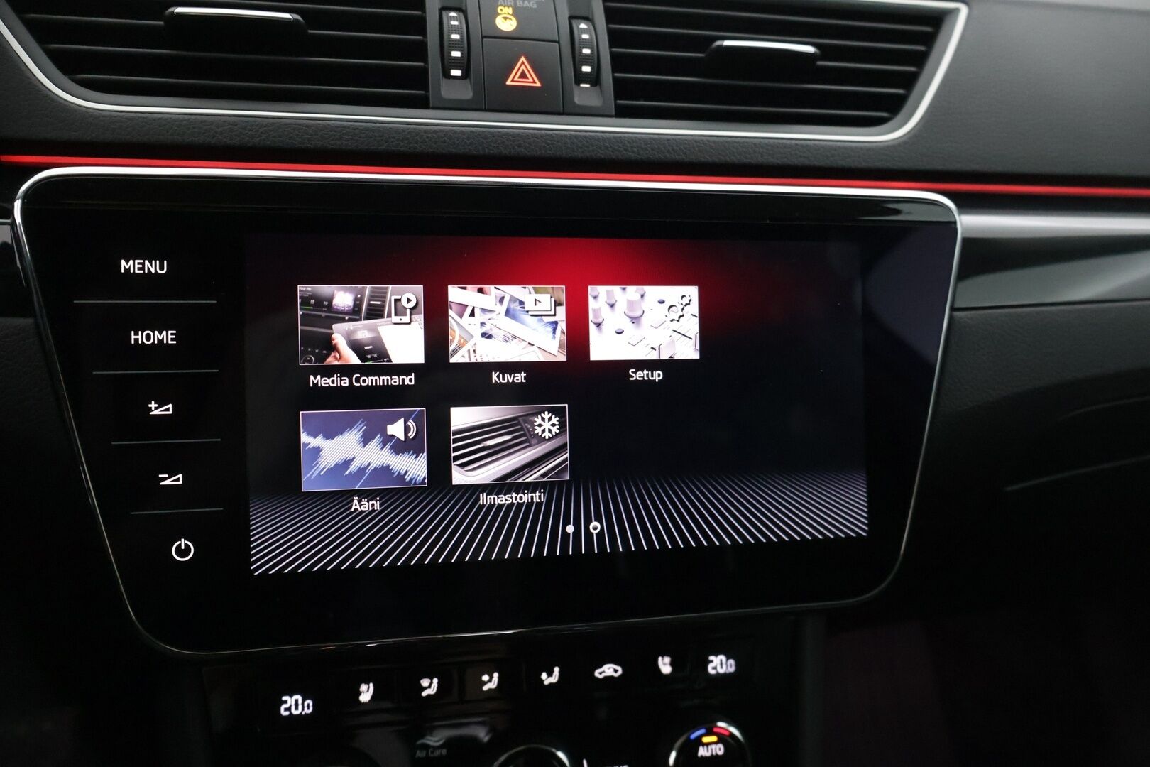 Skoda Superb 2018 Combi 2,0 TDI 190 4x4 L&K BusinessLine DSG **Facelift / Adapt. vakkari / DCC / Kessy / Webasto / Canton / Vetokoukku** - *Kattavasti varusteltu yksilö, jakohihna vaihdettu 159tkm! *