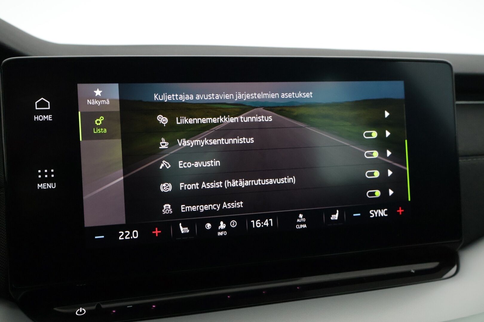 Skoda Octavia 2021 2,0 TDI 150 Style Launch Edition DSG Autom. * Juuri saapunut! / Webasto / HUD / Adapt.Vakkari / P-Kamera / Crystal LED / Navigointi / Huippuvarusteet! * - 2x Renkaat & Vanteet / Siisti!