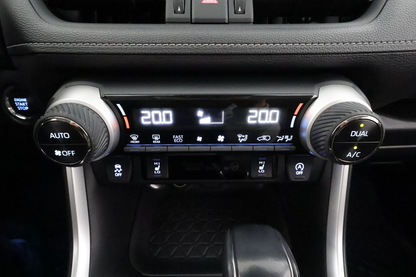 Toyota RAV4 2021 2,0 VVT-iE Active Multidrive S * ACC / Koukku / P.kamera / Lohko+Sisä / Navi / LED / Keyless / Sähköluukku * - Suomi-auto / Kahdet renkaat aluvanteilla / Merkkihuollettu - HULLUT AVAJAISHULINAT KORKOTARJOUS 3,29 %