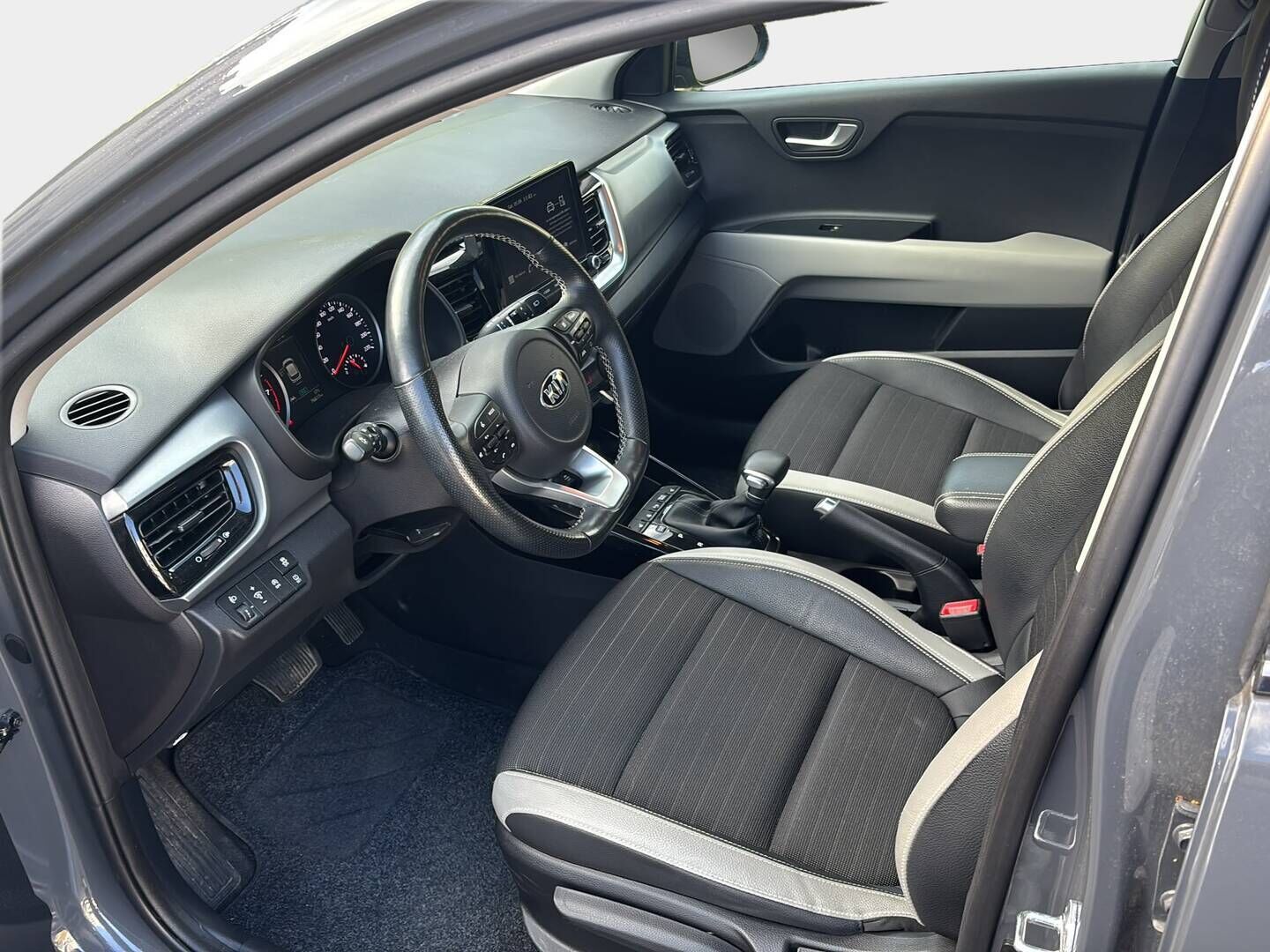 Kia Stonic 2021 STONIC Farmari (AC) 5ov 998cm3 A - | Vakionopeudensäädin | P. kamera | Ratinlämmitin | Aut. ilmastointi | 