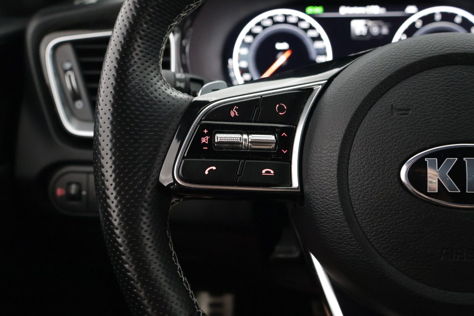 Kia ProCeed 2021 1,4 T-GDI ISG 140hv GT-Line Business Premium Edition * LED / JBL / ACC / Kaista / P-Kamera / Sähkökontti / Muistipenkki* - Suomi-auto / 1-om / Merkkiliikkeen huoltokirja *