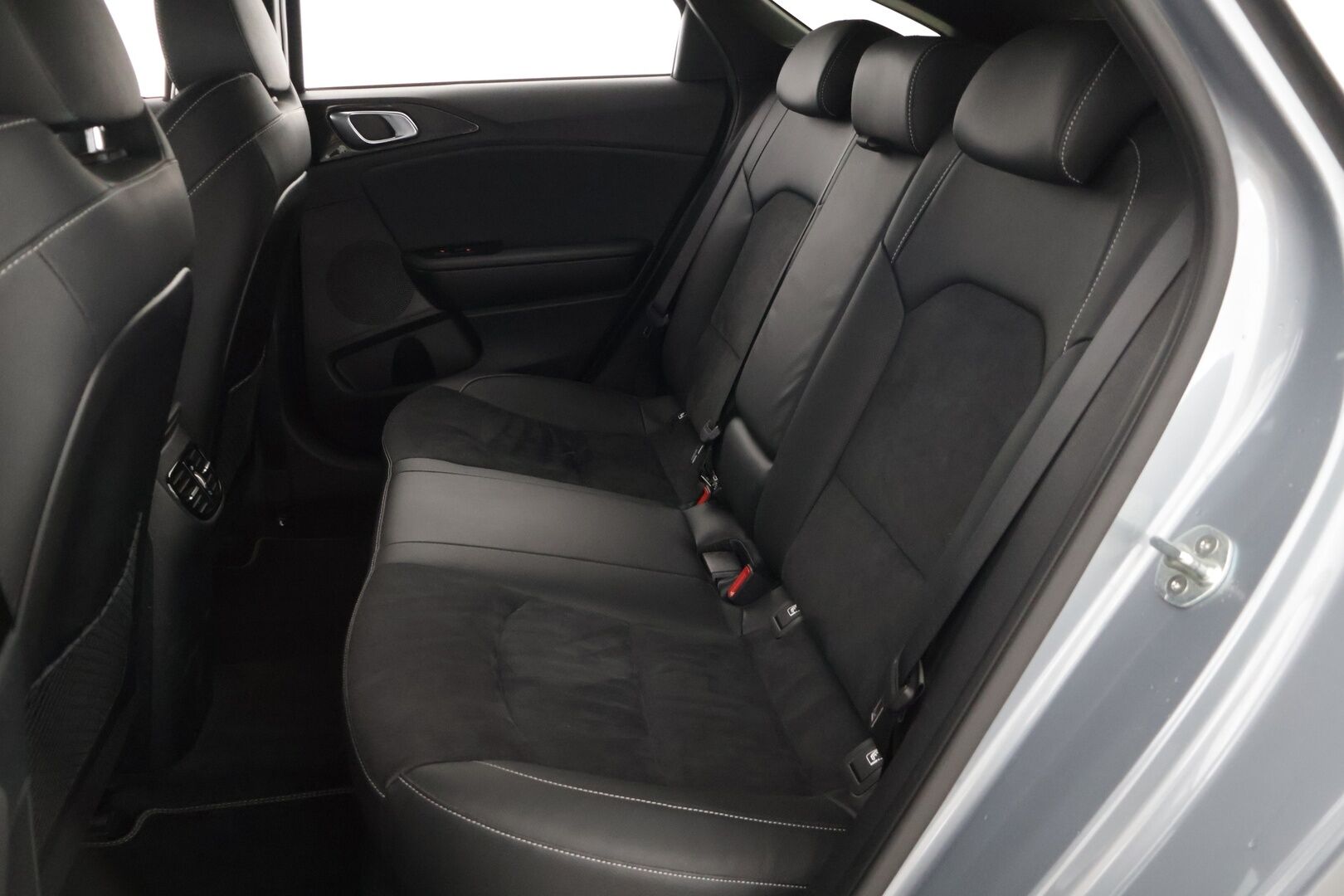 Kia ProCeed 2021 1,4 T-GDI ISG 140hv GT-Line Business Premium Edition * LED / JBL / ACC / Kaista / P-Kamera / Sähkökontti / Muistipenkki* - Suomi-auto / 1-om / Merkkiliikkeen huoltokirja *