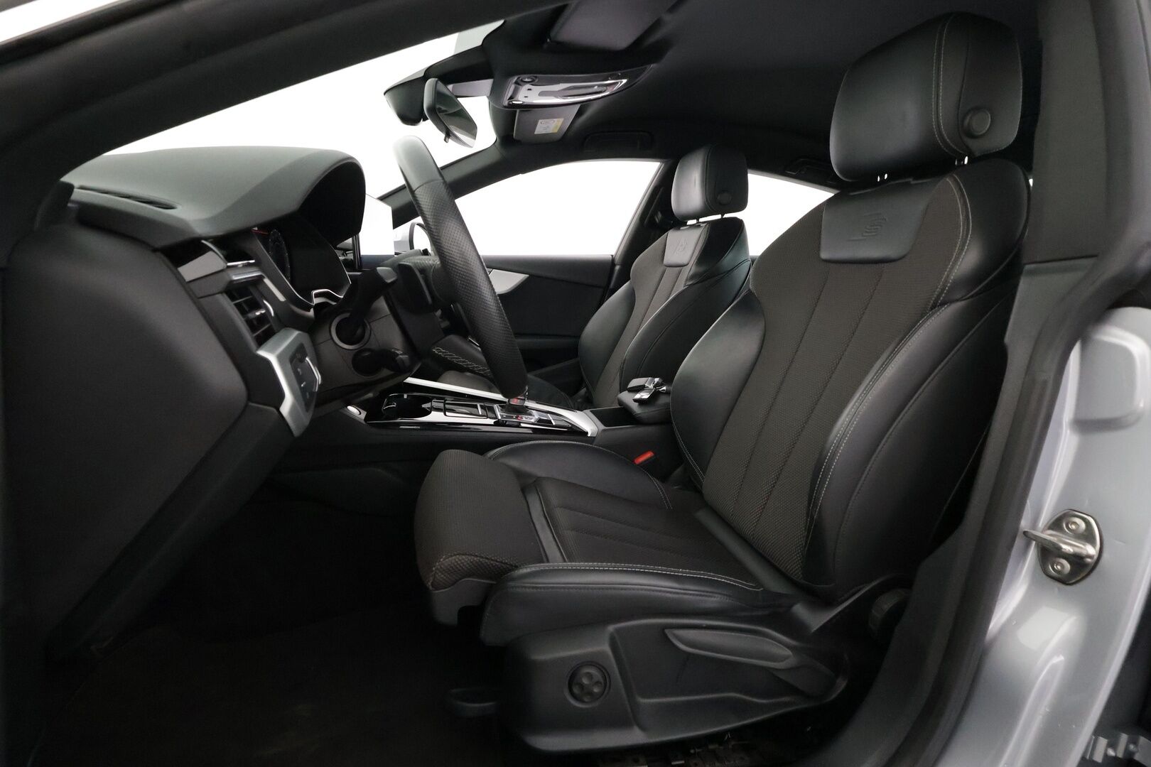 Audi A5 2021 Sportback Business Advanced 40 TFSI MHEV quattro S tronic - | Vakkari | Webasto | LED  | P.Kamera | Puolinahat | Digimittaristo | Navi | Apple&Android | 1.Om Suomi-auto | Kahdet Renkaat |