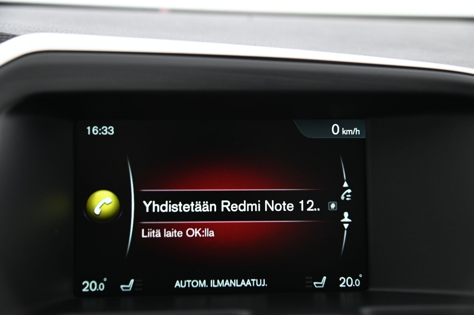 Volvo XC60 2016 D4 AWD Momentum aut - *Volvo XC60 D4 AWD / Automaatti / Peräkoukku / Webasto*