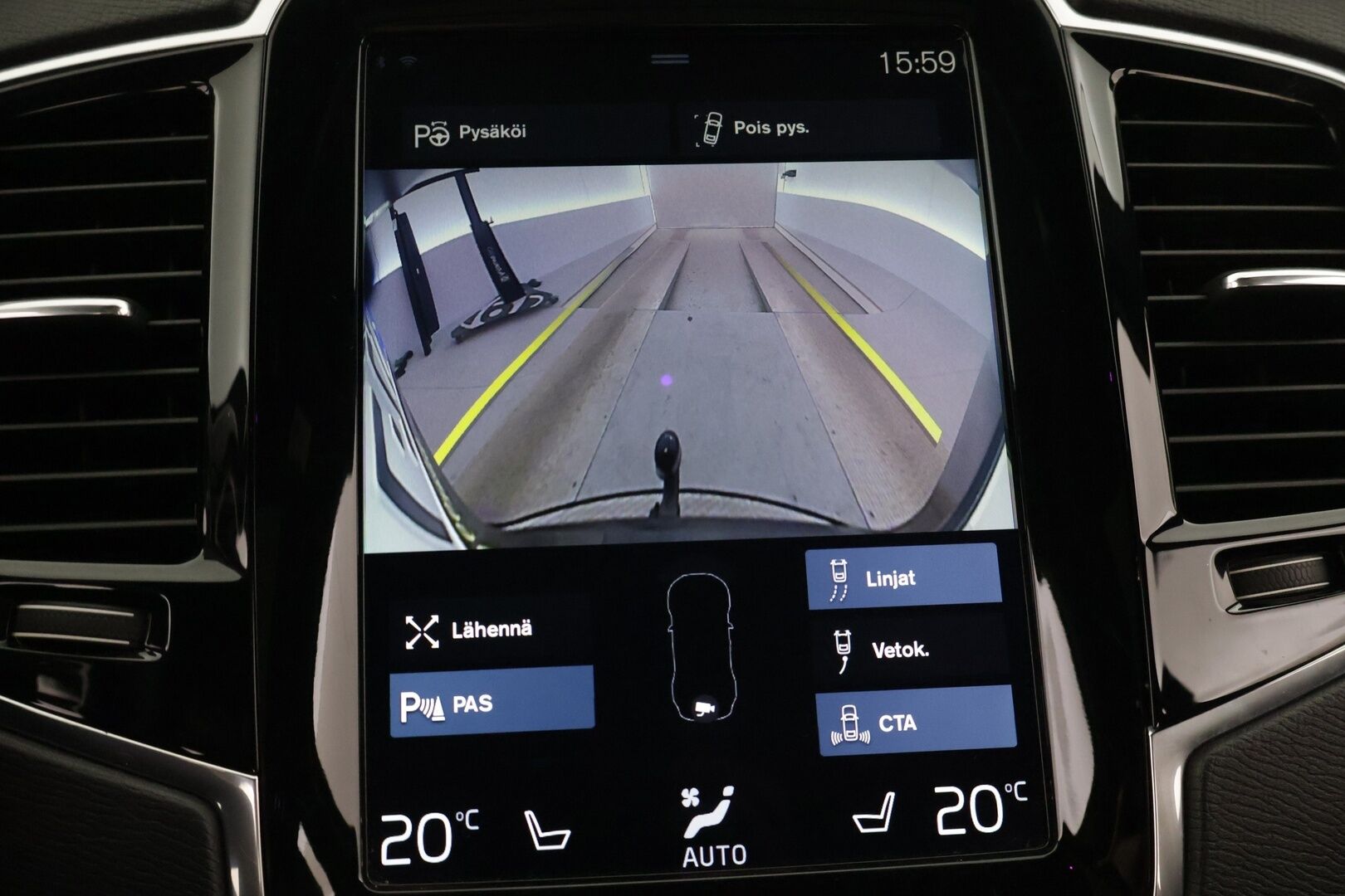 Volvo XC90 2017 Volvo XC90 T8 AWD R-Design aut 7-P - */ Bowers&Wilkins / Panorama / P.Kamera / HUD / 7-paikkainen / Vetokoukku / VOC / Juuri saapunut /*