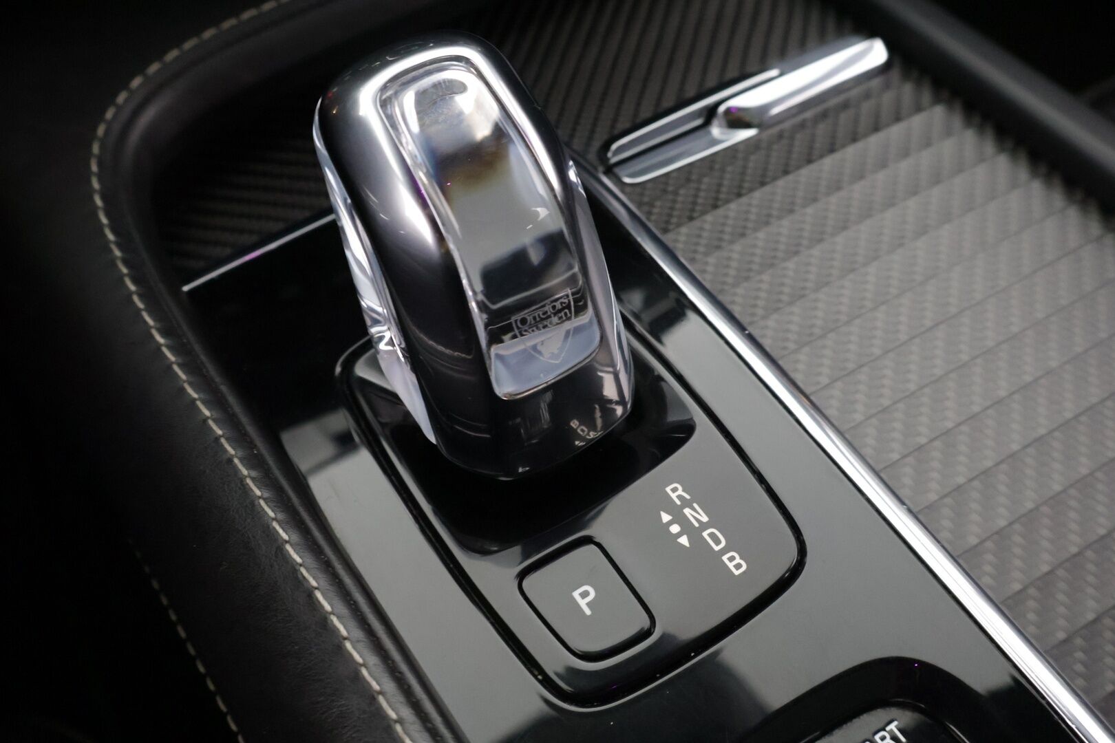 Volvo XC90 2017 Volvo XC90 T8 AWD R-Design aut 7-P - */ Bowers&Wilkins / Panorama / P.Kamera / HUD / 7-paikkainen / Vetokoukku / VOC / Juuri saapunut /*