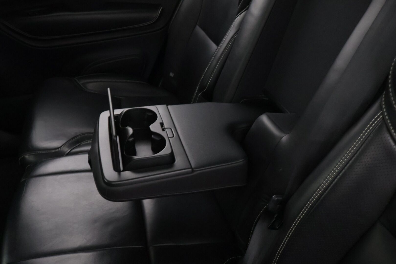 Volvo XC90 2017 Volvo XC90 T8 AWD R-Design aut 7-P - */ Bowers&Wilkins / Panorama / P.Kamera / HUD / 7-paikkainen / Vetokoukku / VOC / Juuri saapunut /*