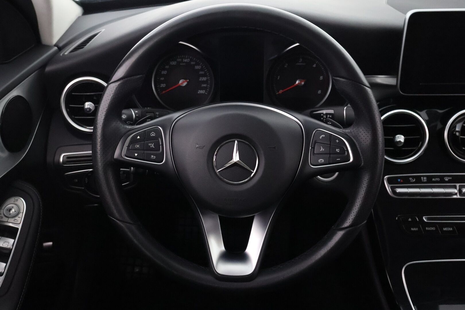 Mercedes-Benz C 2016 250 d T 4Matic A - Webasto / Vetokoukku / Puolinahkasisusta / Sähköpenkit / ILS LED / Sähköluukku / Lohko & Sisäpistoke!