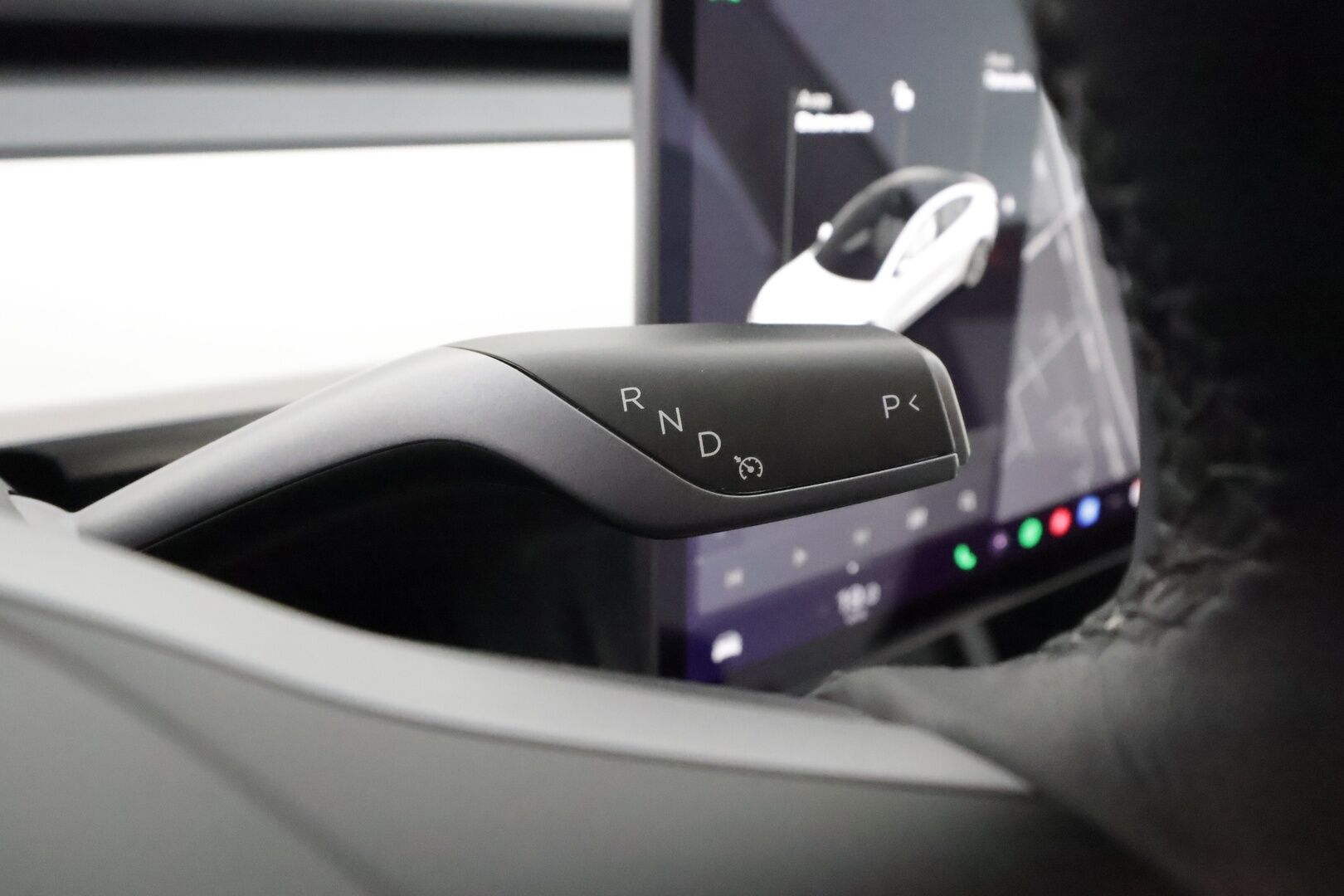 Tesla Model 3 2021 Standard Range Plus / Vetokoukku / Lämpöpumppu / Valkoiset nahat - 1.om Suomi-auto / Lasikatto / Lämpöpumppu / Koukku / Adapt. Vakkari /  P. Kamera / Valkoinen Nahkaverhoilu / 2x renkaat 