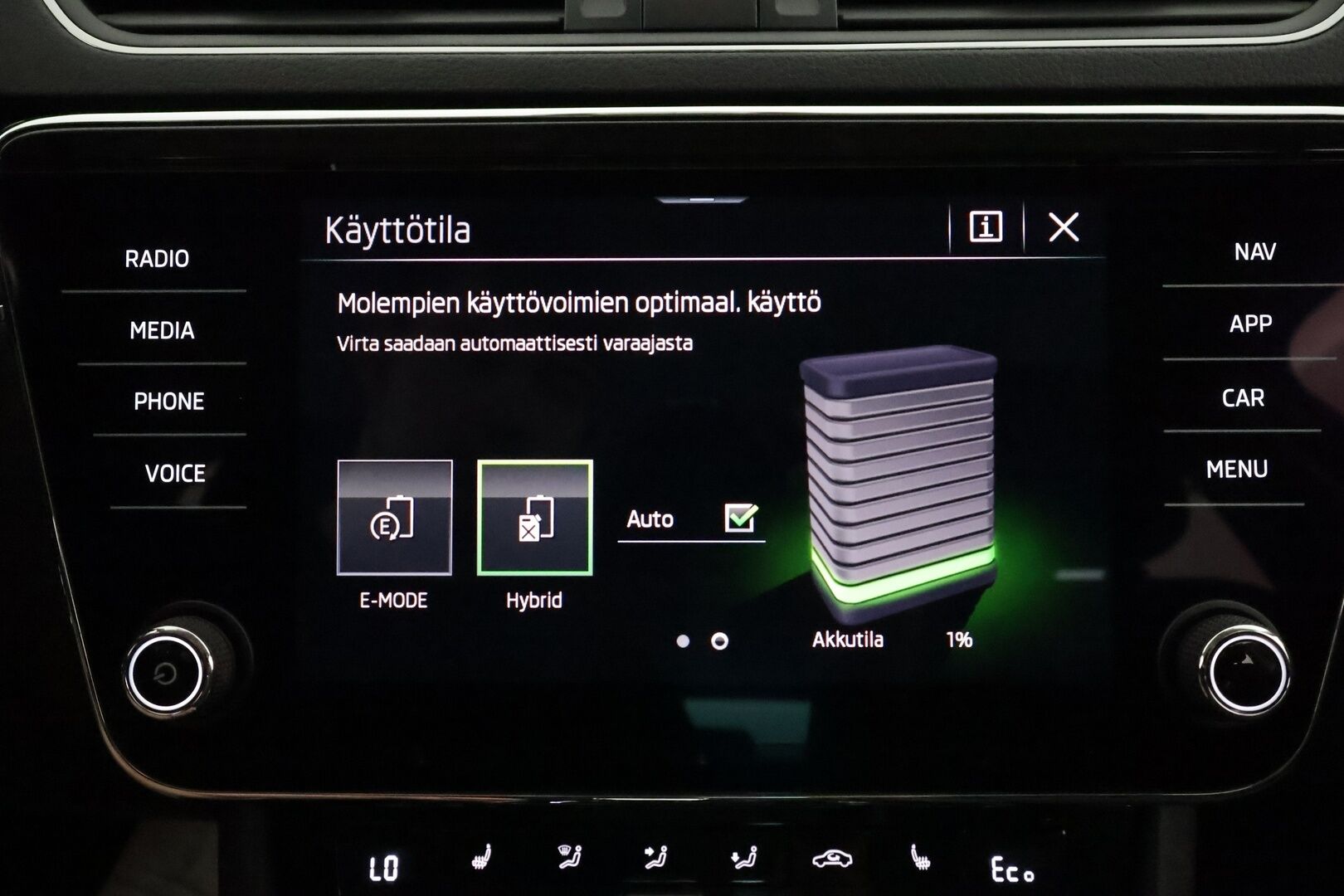 Skoda Superb 2021 Combi 1,4 TSI PHEV Style iV DSG **Adapt.Vakkari / Canton / Muistipenkit / Matrix-LED / P.Kamera / Koukku / Webasto** - 1-om Suomi-auto / 2x Latauskaapelit / Kahdet Renkaat / Merkkihuollettu!