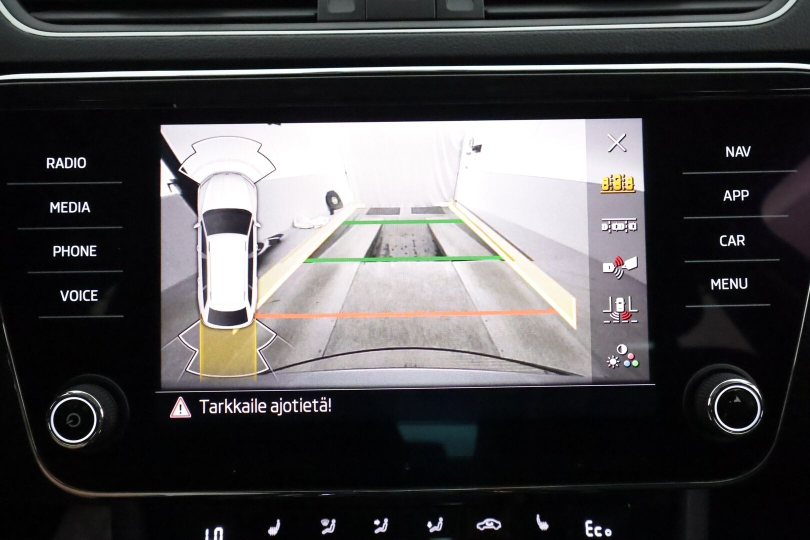 Skoda Superb 2021 Combi 1,4 TSI PHEV Style iV DSG **Adapt.Vakkari / Canton / Muistipenkit / Matrix-LED / P.Kamera / Koukku / Webasto** - 1-om Suomi-auto / 2x Latauskaapelit / Kahdet Renkaat / Merkkihuollettu!