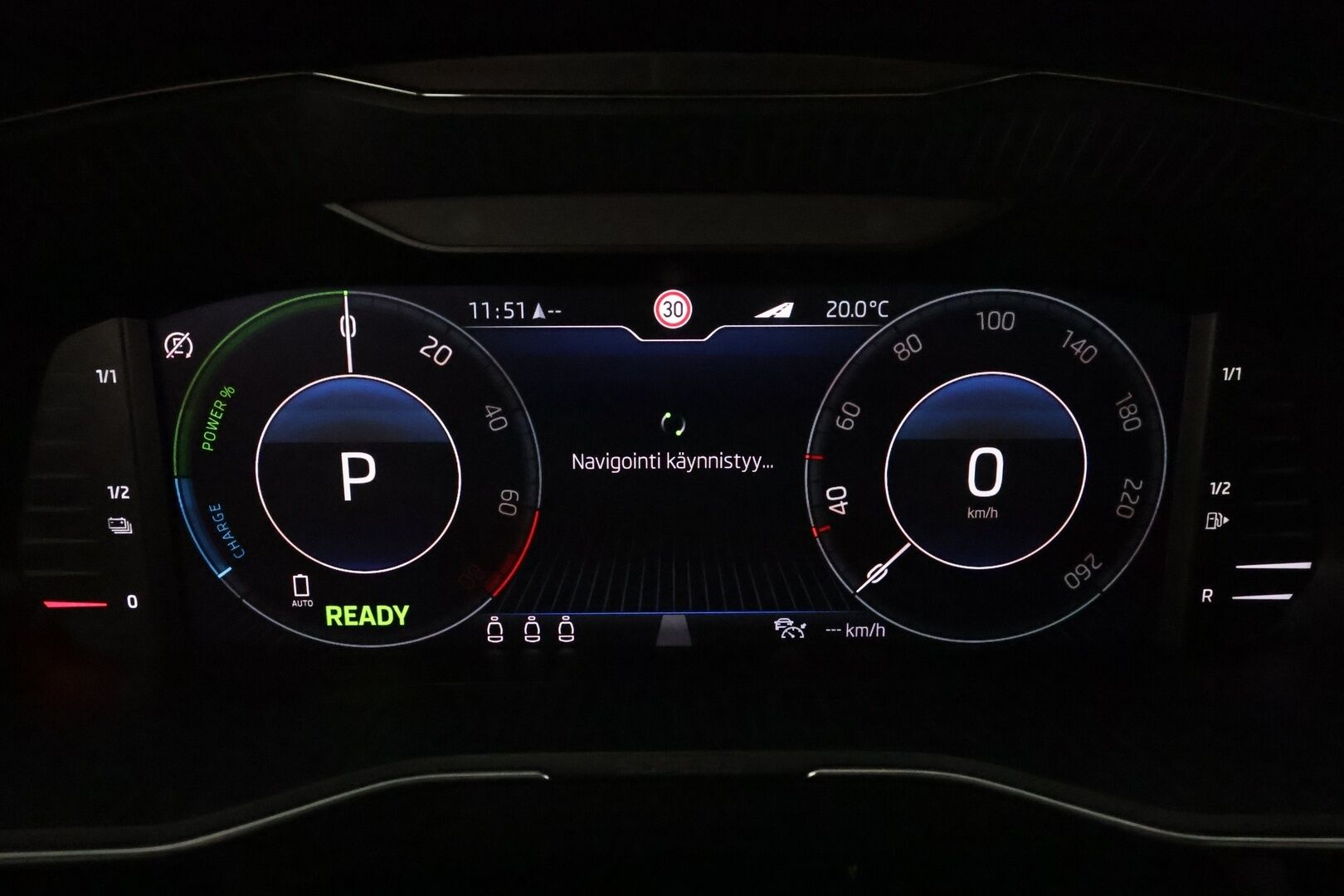 Skoda Superb 2021 Combi 1,4TSI PHEV Style iV DSG Autom. **1.Om Suomi-auto / Webasto / Koukku / Adapt.Vakkari / Matrix-LED / Muistipenkit** - Canton / P.Kamera / Digimittaristo / Navi / Kaistavahti / KeylessGO / 2x Renkaat