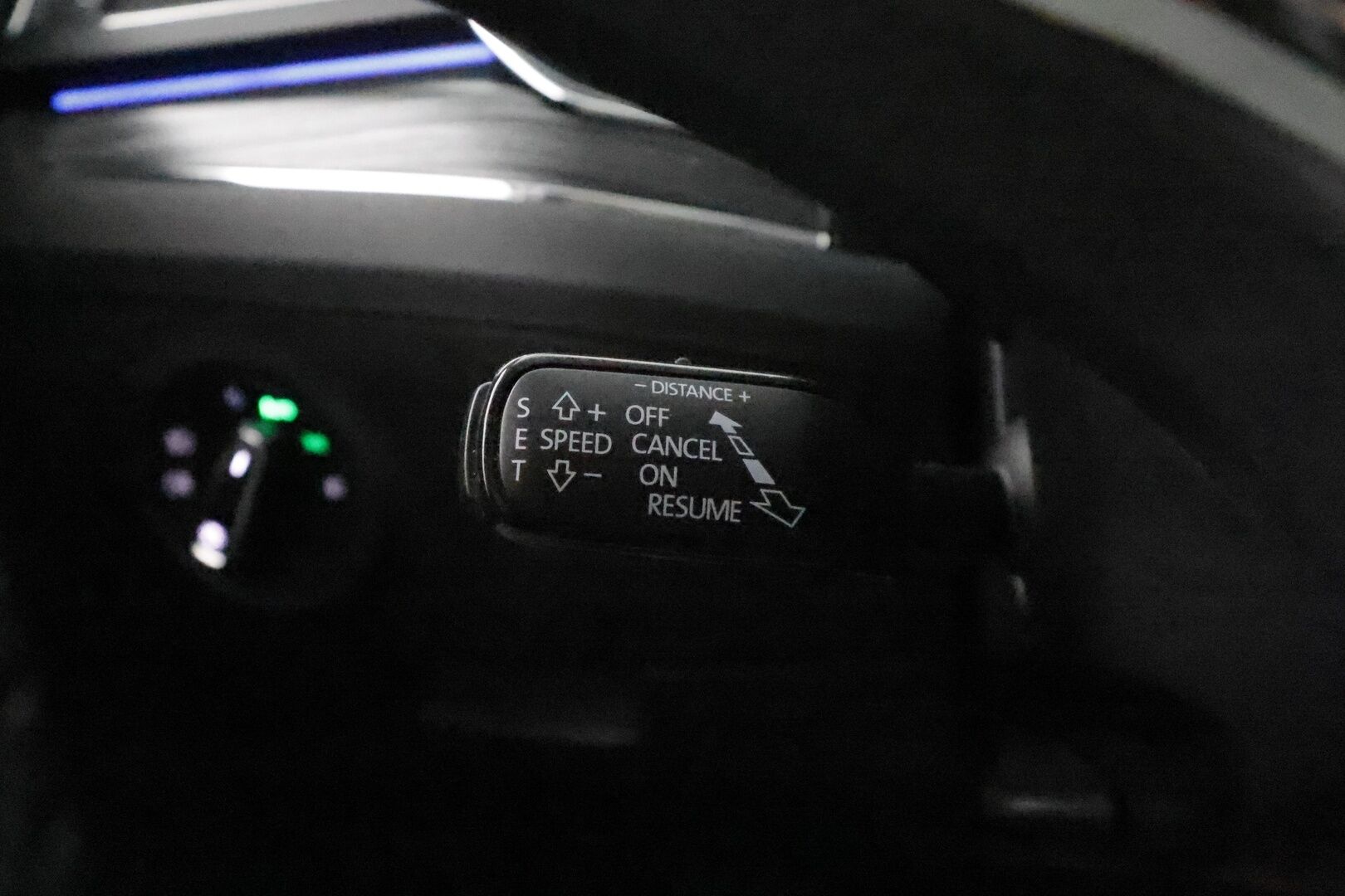 Skoda Superb 2021 Combi 1,4TSI PHEV Style iV DSG Autom. * Webasto / Canton / Koukku / ACC / Matrix-LED / Muistipenkit* - SoH 97,3% / Suomi-auto / Kahdet renkaat Skodan vanteilla / Särmä huoltohistoria