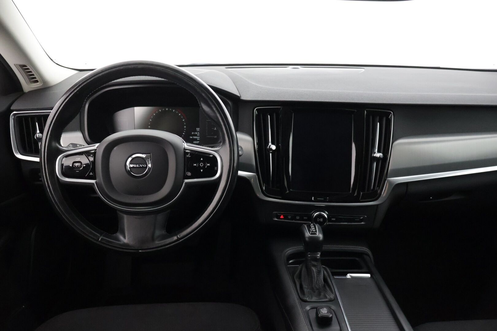 Volvo V90 Cross Country 2018 D4 AWD Business aut * Webasto / Pilot Assist / P-kamera / Adapt.Vakkari/ Muistipenkit * - * Suomi-auto / Ratinlämmitin /  / Muistipenkit / Hihna vaihdettu 7/23 *