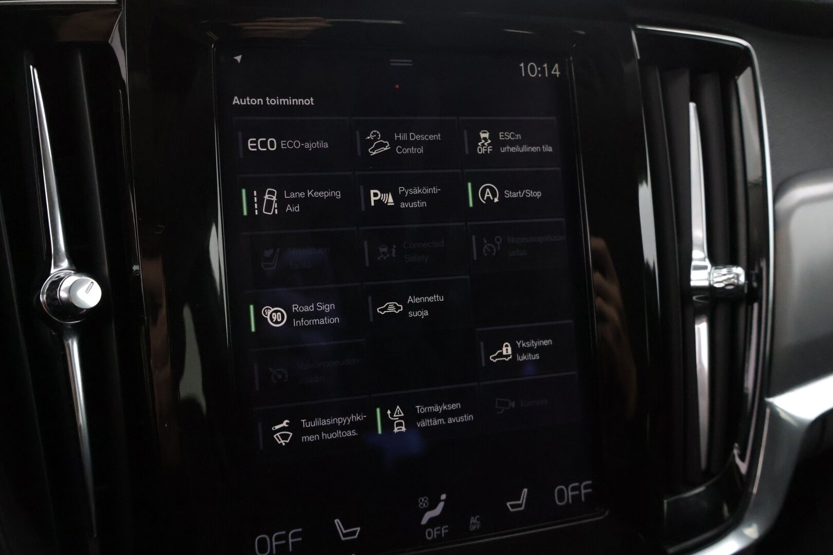 Volvo V90 Cross Country 2018 D4 AWD Business aut * Webasto / Pilot Assist / P-kamera / Adapt.Vakkari/ Muistipenkit * - * Suomi-auto / Ratinlämmitin /  / Muistipenkit / Hihna vaihdettu 7/23 *