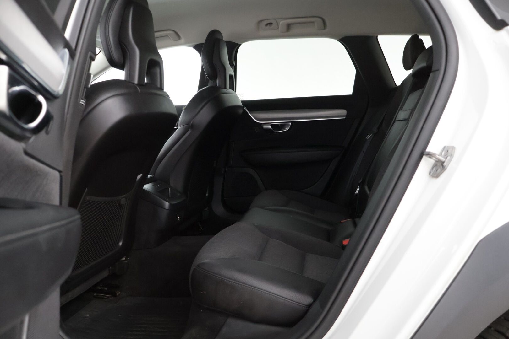Volvo V90 Cross Country 2018 D4 AWD Business aut * Webasto / Pilot Assist / P-kamera / Adapt.Vakkari/ Muistipenkit * - * Suomi-auto / Ratinlämmitin /  / Muistipenkit / Hihna vaihdettu 7/23 *