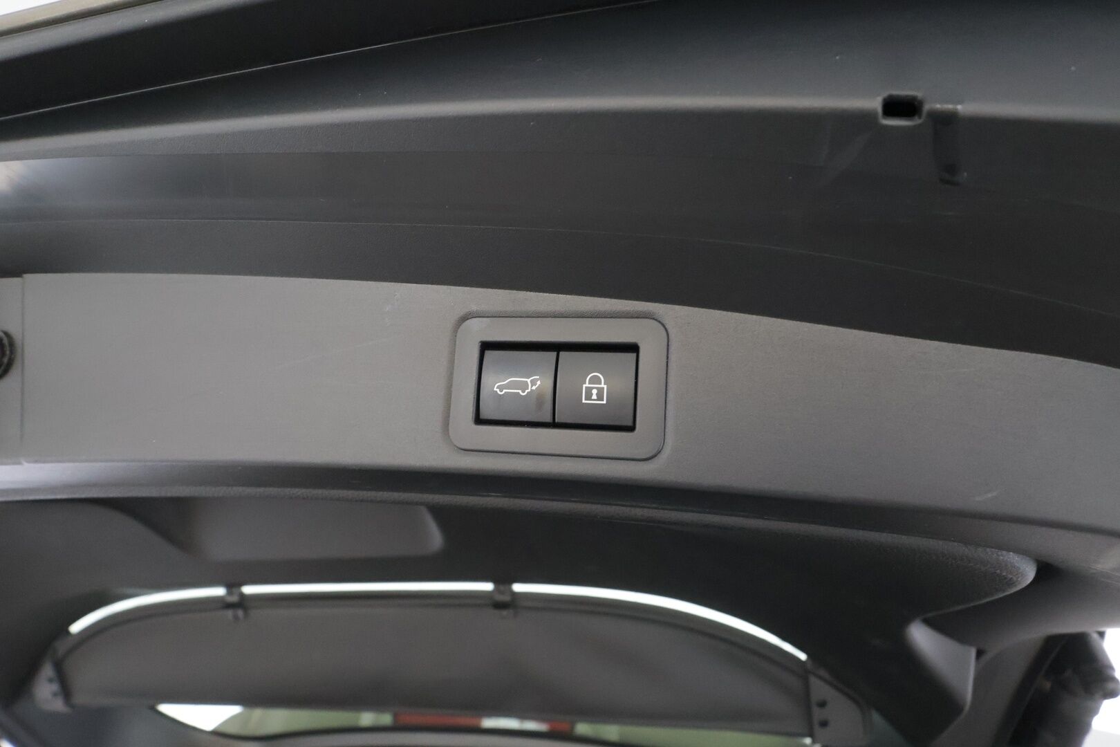 Toyota Corolla 2021 Touring Sports 2,0 Hybrid Active Edition - | ACC | LED | P.Kamera | Lohkolämmitin | Navi | Kaistavahti | Keyless | Apple&Android | Suomi-auto | Kahdet renkaat | 