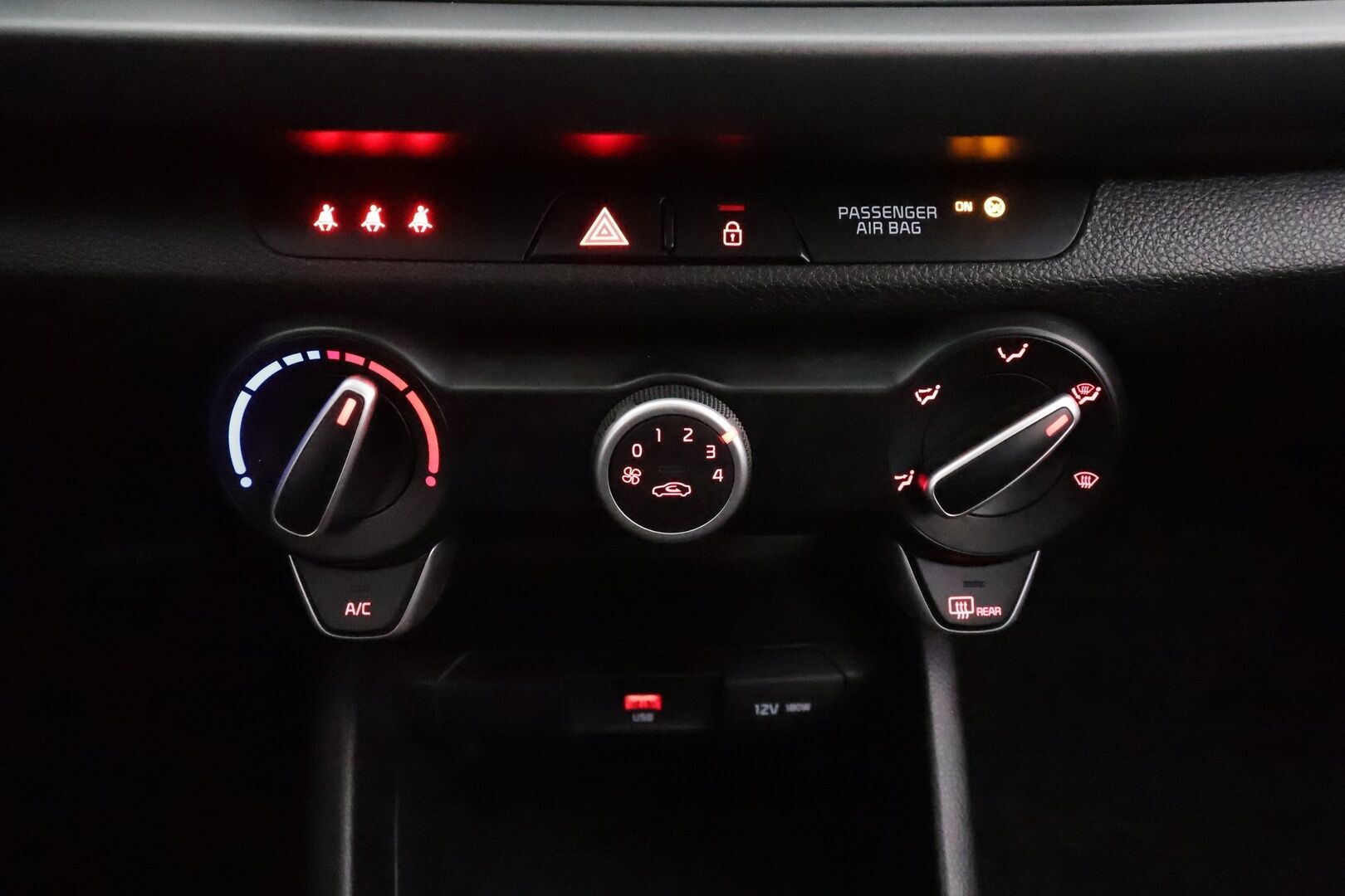 Kia Rio 2021 1,0 T-GDI 100hv LX DCT * Vakkari / Bluetooth / Ratinlämmitin / 2xRenkaat * - Suomi-auto