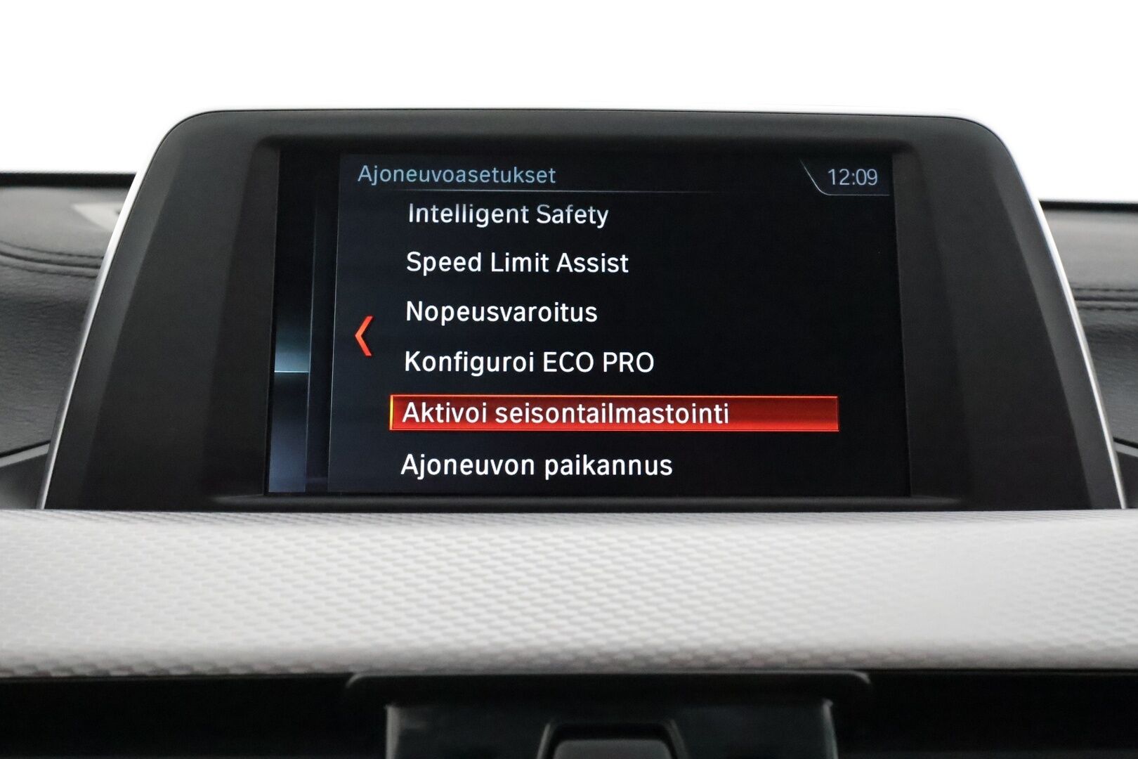 BMW X1 2021 F48 xDrive25e A Charged Edition M Sport ** Sporttipenkit / LED-valot / P.Tutka / Nahkaverhoilu / Ambient-valot ** - 1.Om Suomi-auto / Merkkihuollettu / Kahdet Renkaat / Akku Kuntotarkistettu!