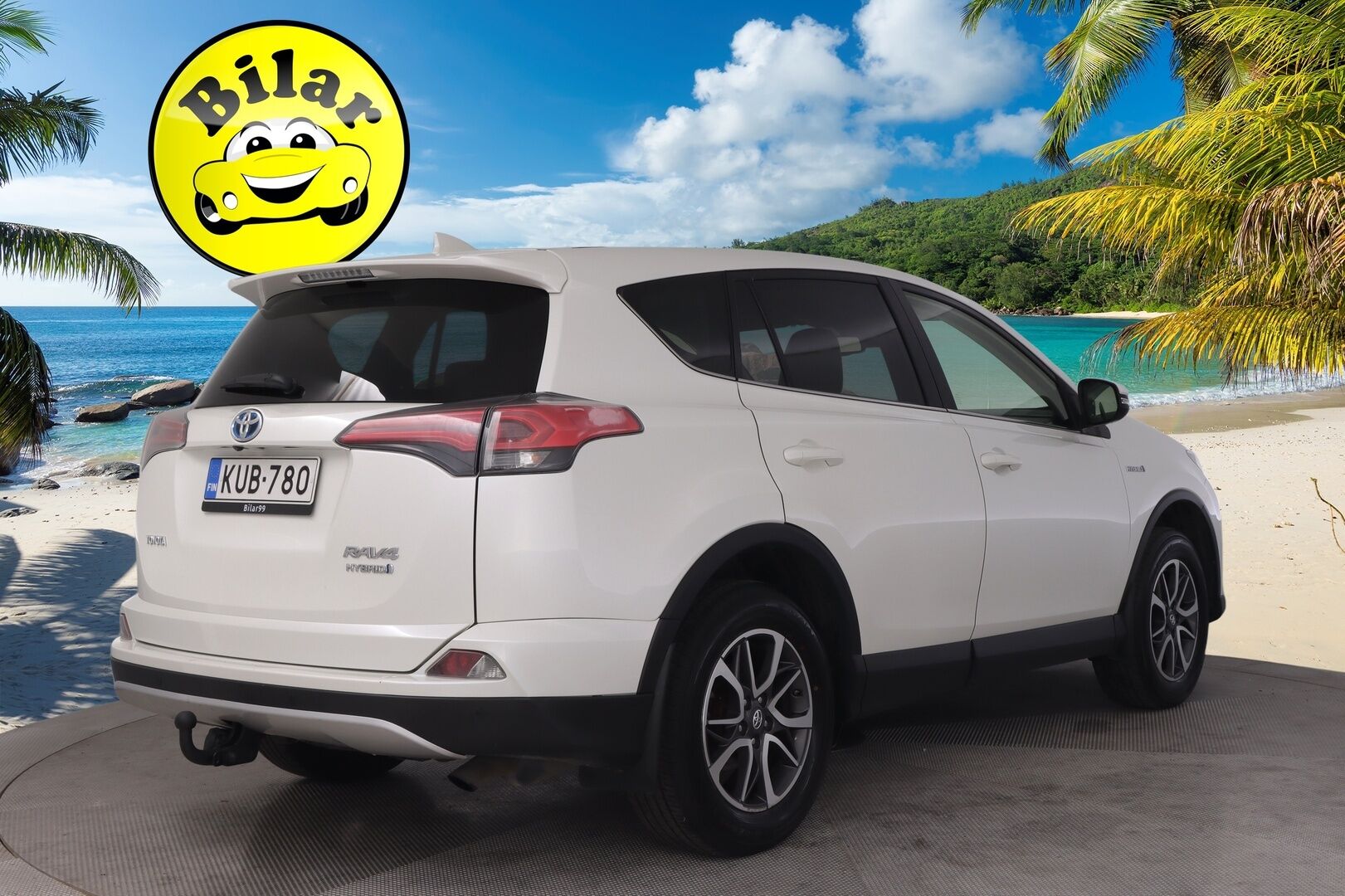 Toyota RAV4 2015 RAV4 2.5 4WD HSD 4ov 2494cm3 - Vetokoukku | Adapt.vakkari | 360 kamera | Avaimeton kulku & käynnistys | Nahkasisusta | JBL
